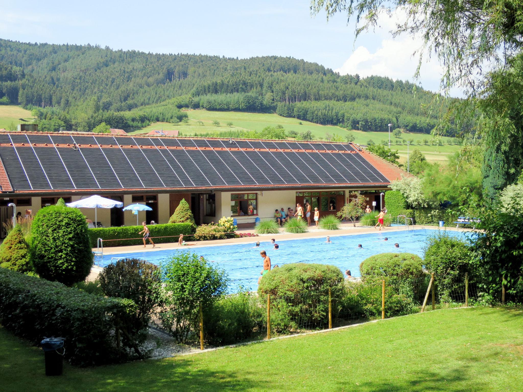 Photo 32 - Maison de 1 chambre à Hofstetten avec jardin et vues sur la montagne