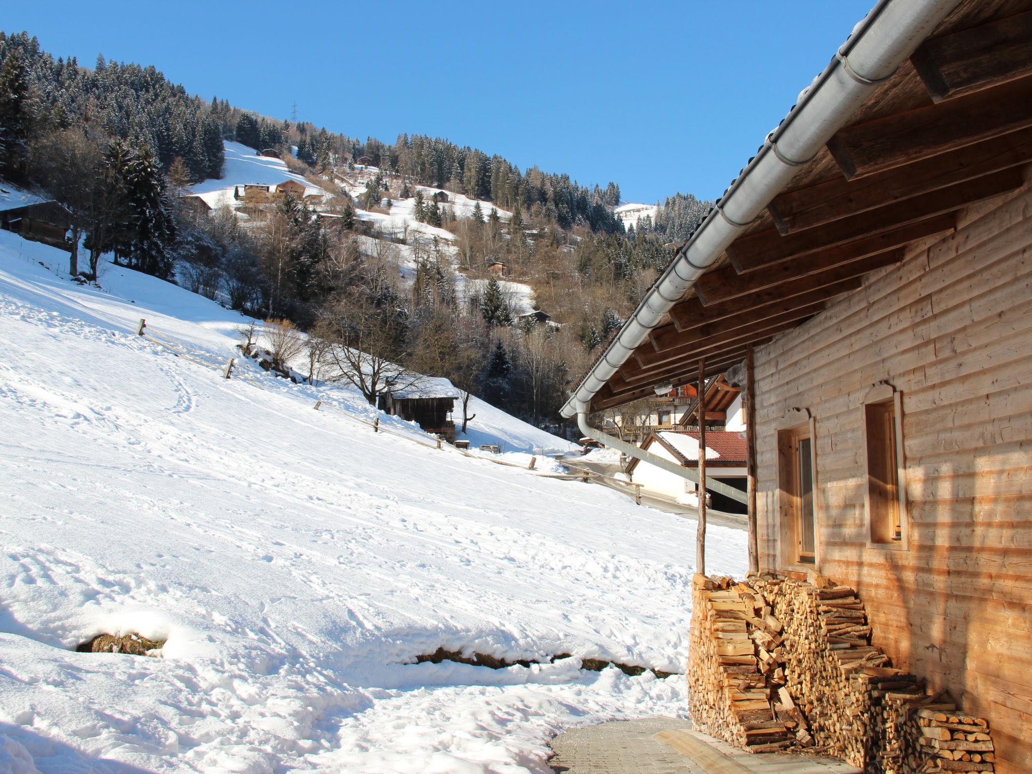 Photo 18 - Maison de 2 chambres à Aschau im Zillertal avec terrasse et vues sur la montagne