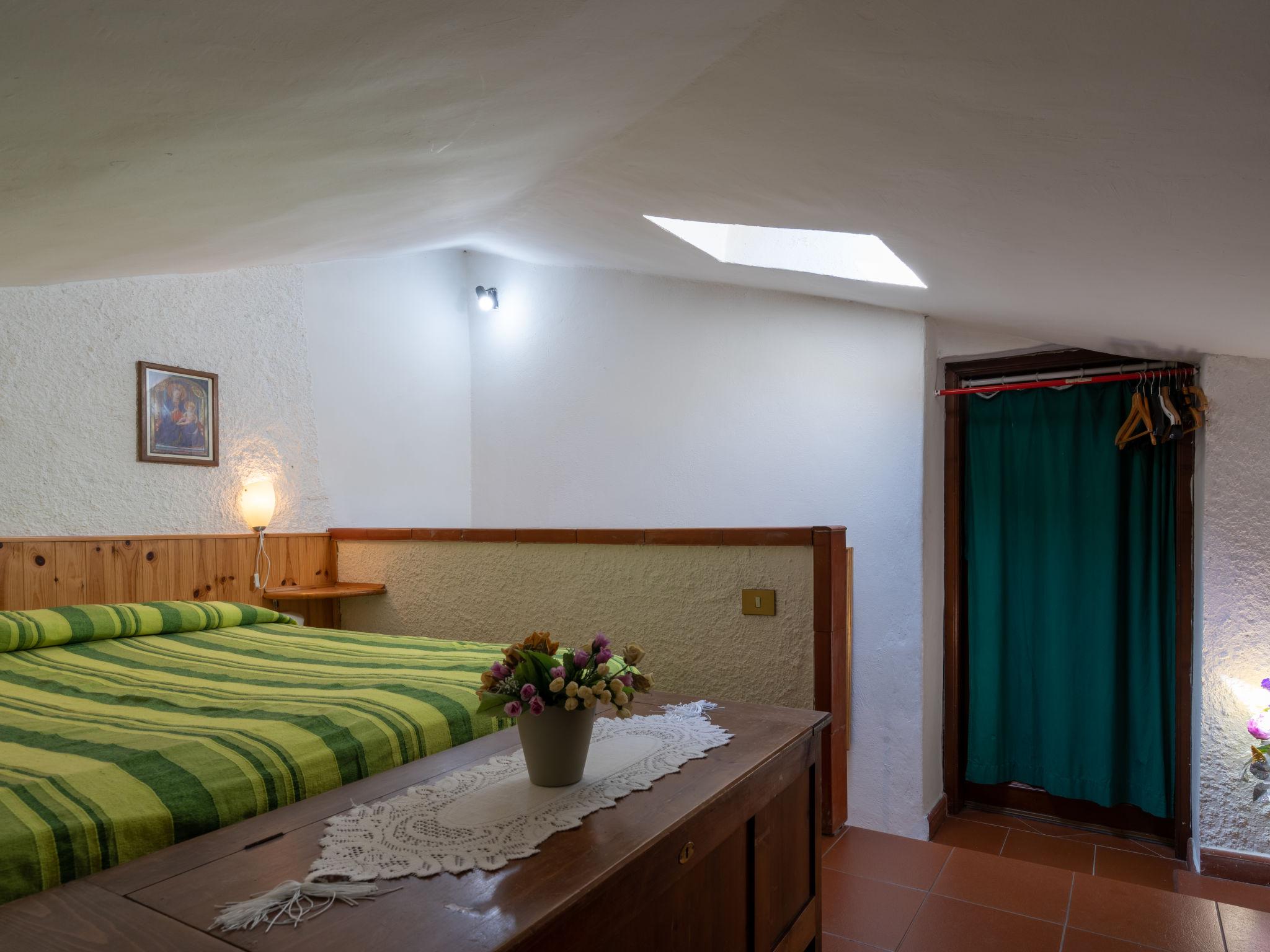 Foto 19 - Haus mit 5 Schlafzimmern in Vicchio mit privater pool und garten