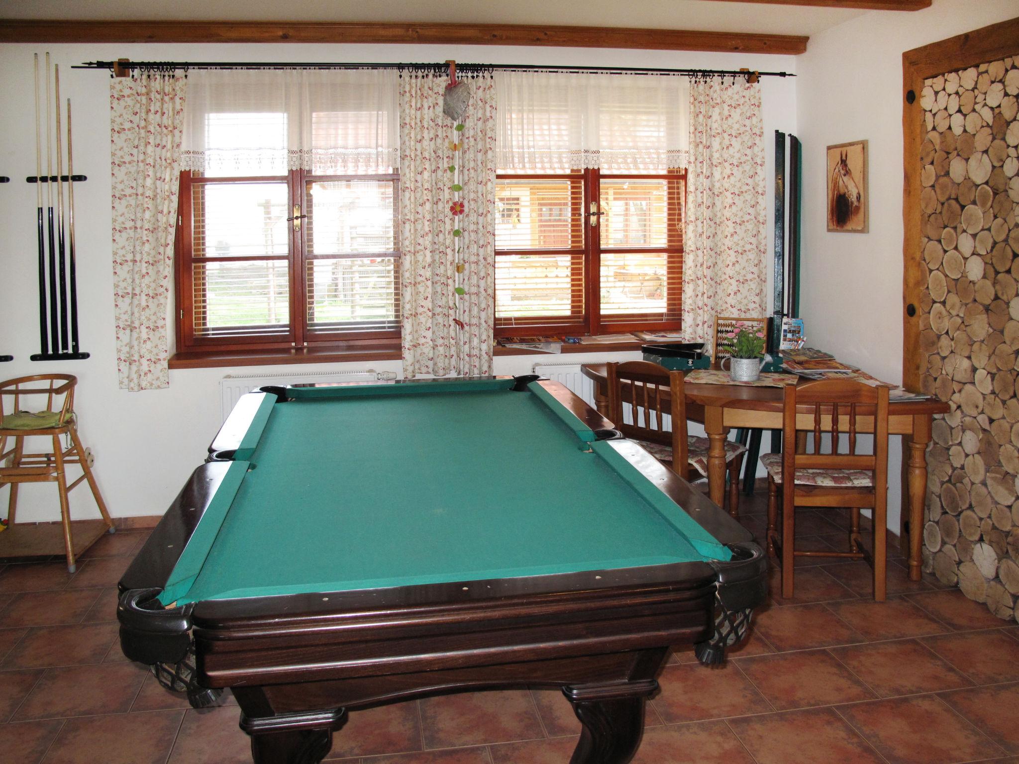 Photo 4 - 7 bedroom House in Úhlejov with private pool and mountain view