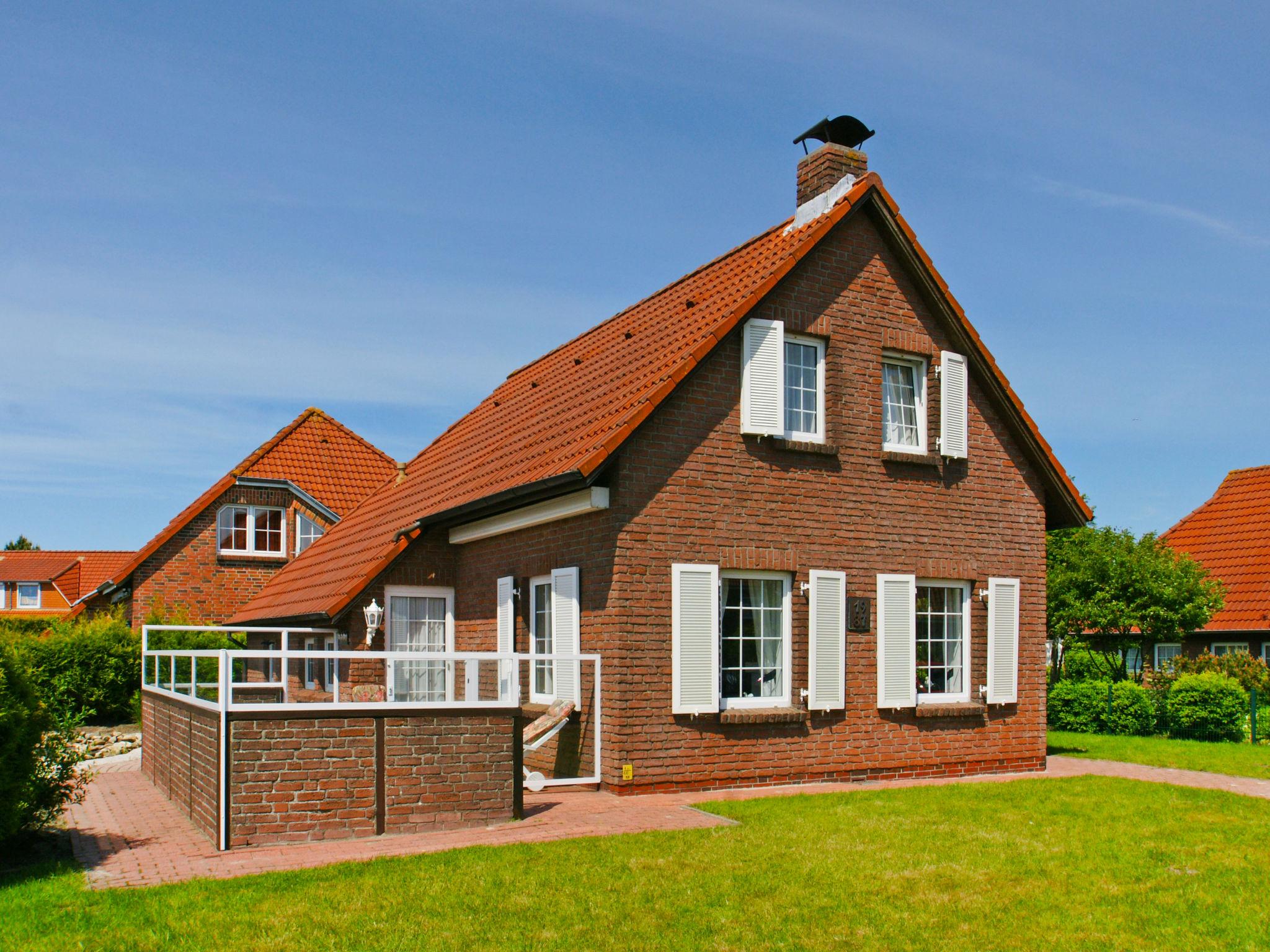 Foto 1 - Casa de 2 habitaciones en Norden con jardín y vistas al mar