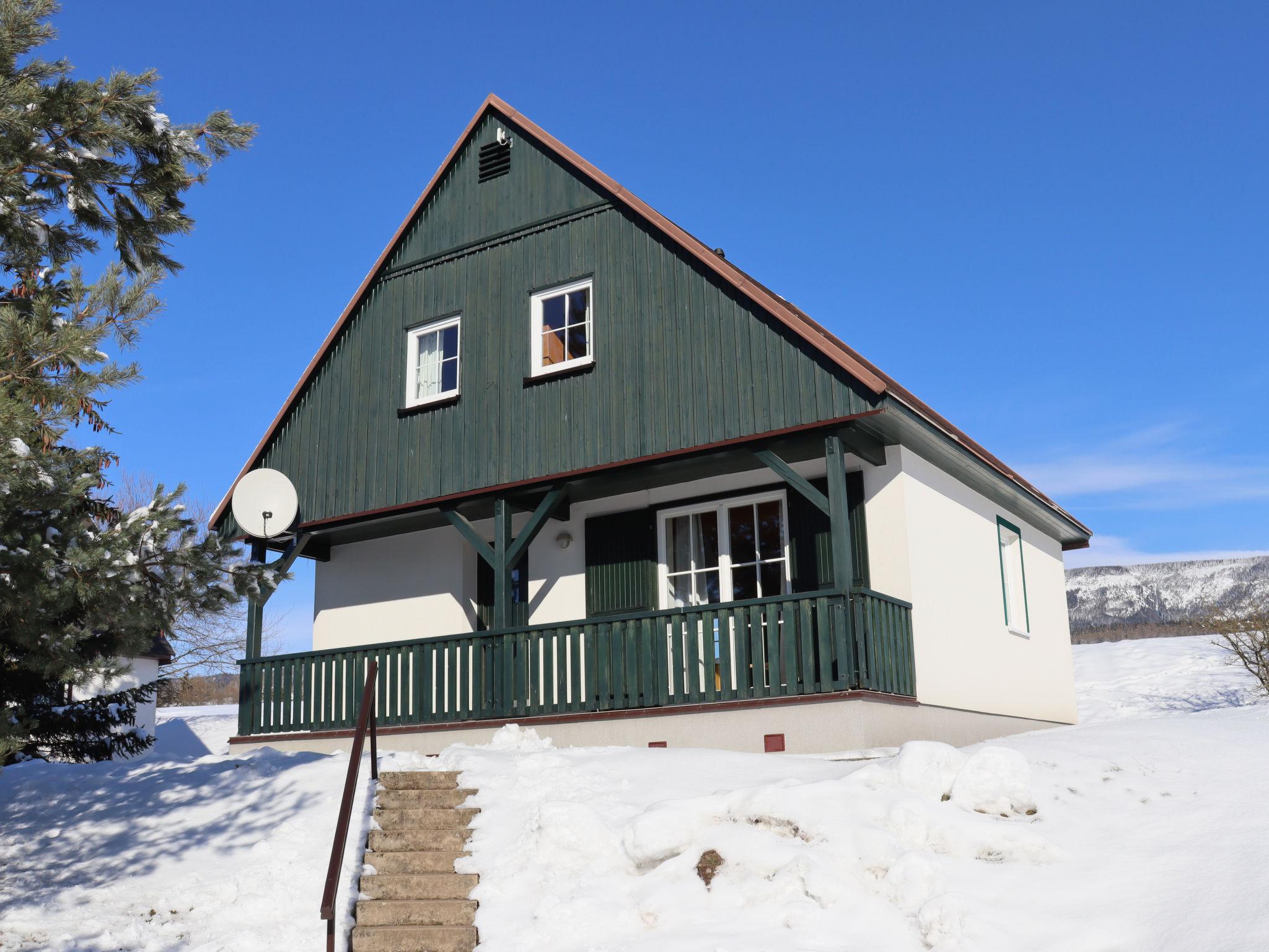 Foto 44 - Haus mit 3 Schlafzimmern in Černý Důl mit schwimmbad und blick auf die berge