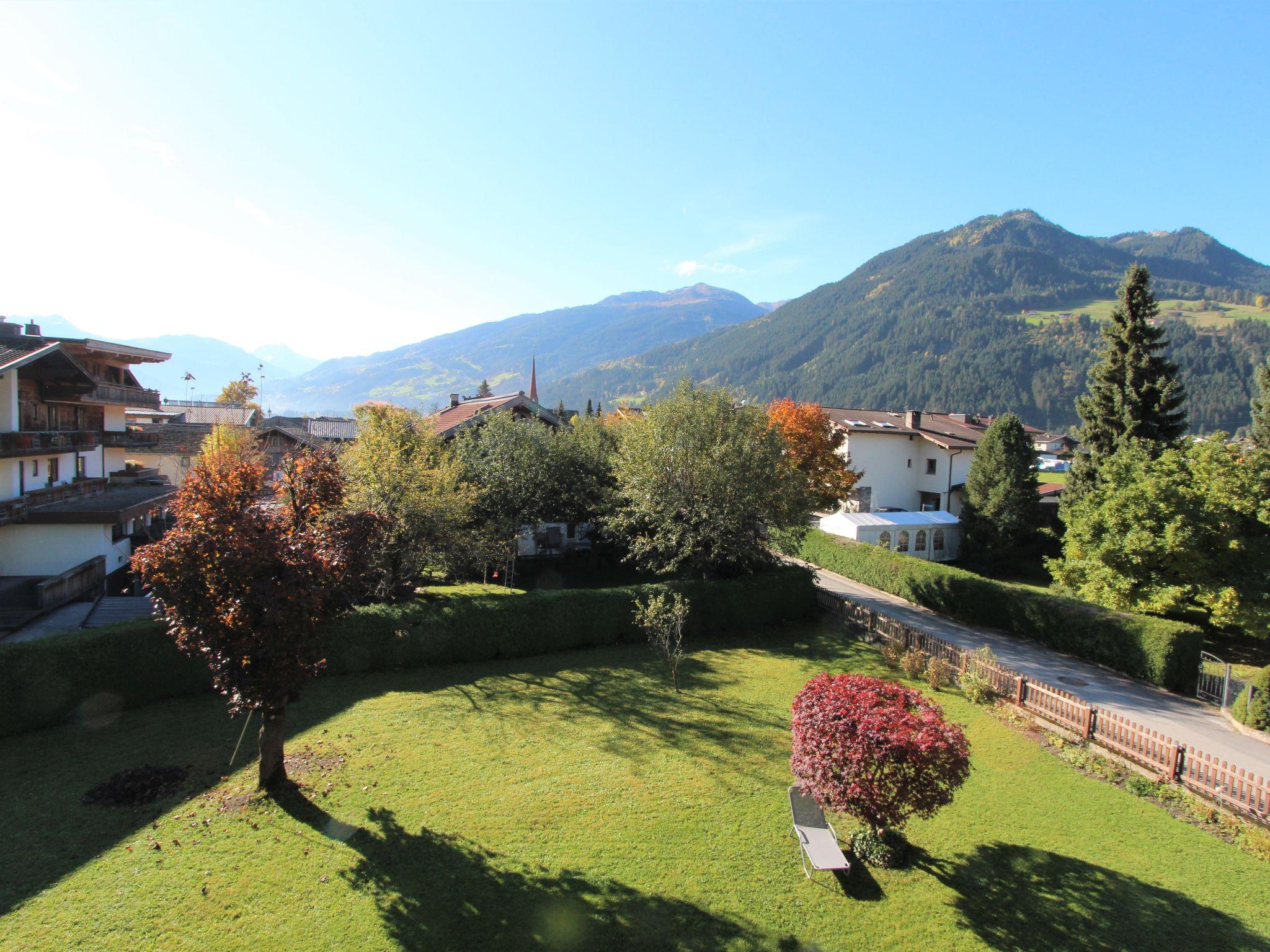 Foto 43 - Casa de 8 habitaciones en Uderns con jardín y vistas a la montaña