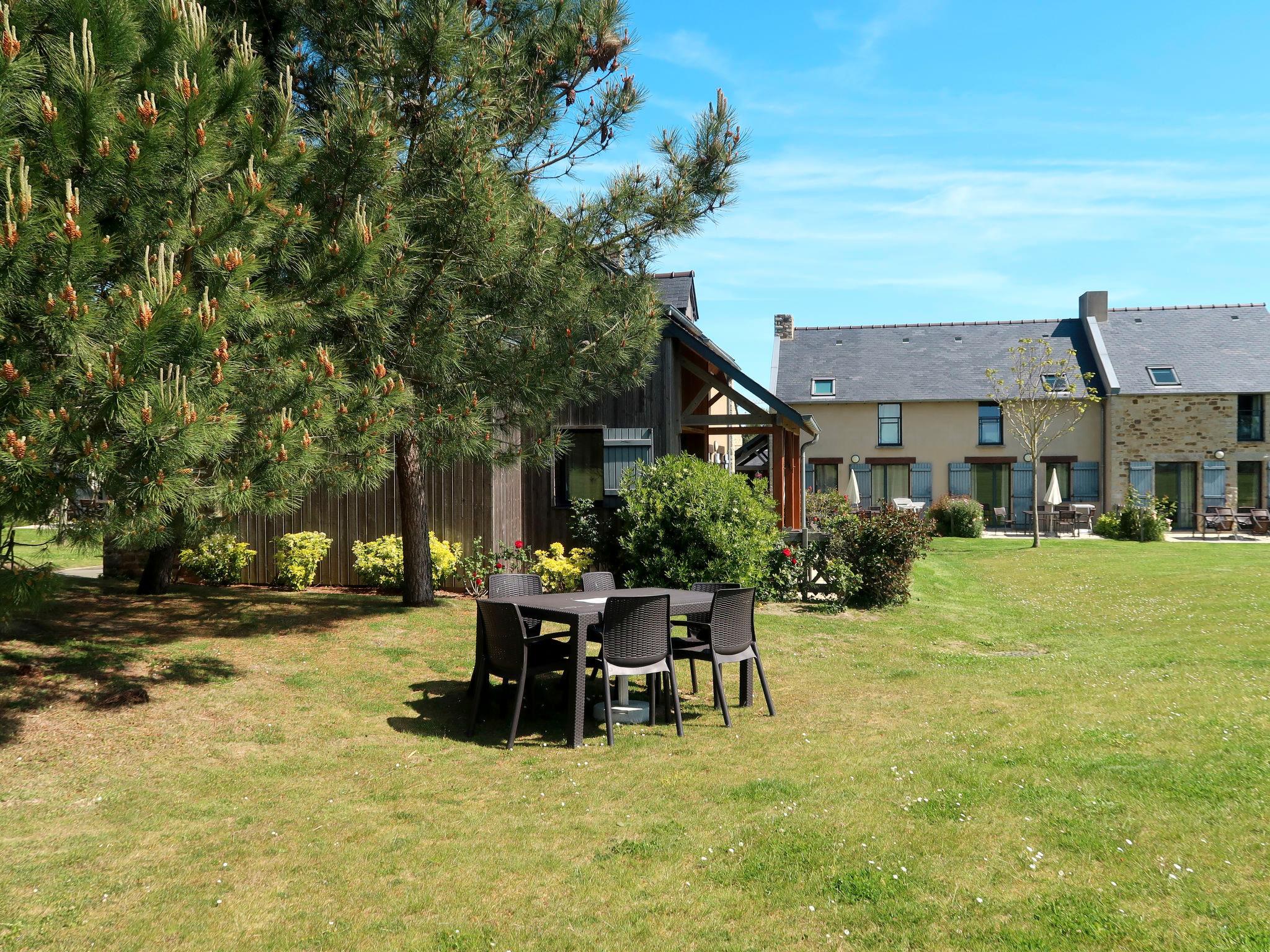 Photo 15 - Appartement de 2 chambres à Cancale avec piscine et jardin