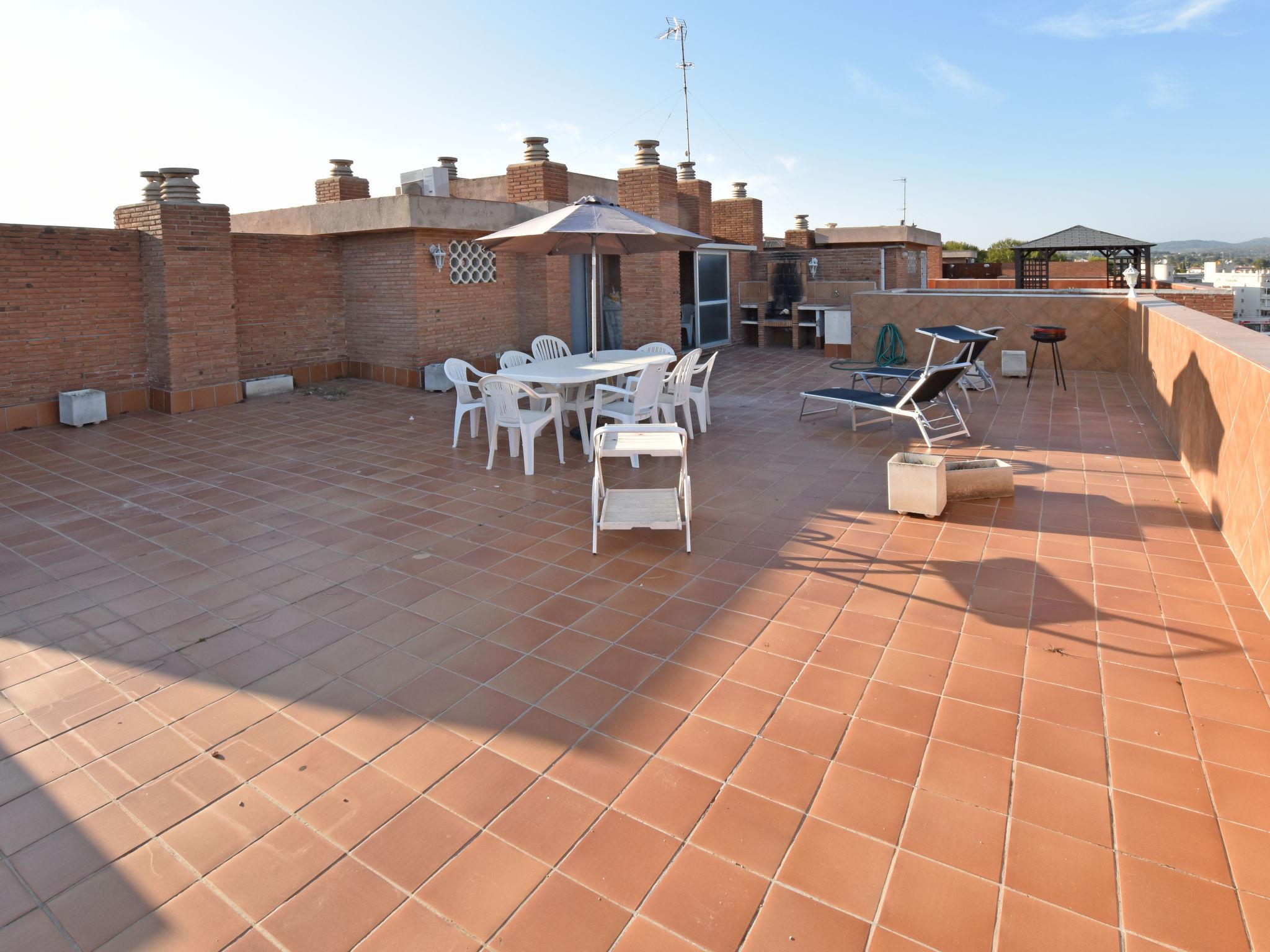 Photo 31 - 4 bedroom Apartment in Torredembarra with swimming pool and sea view