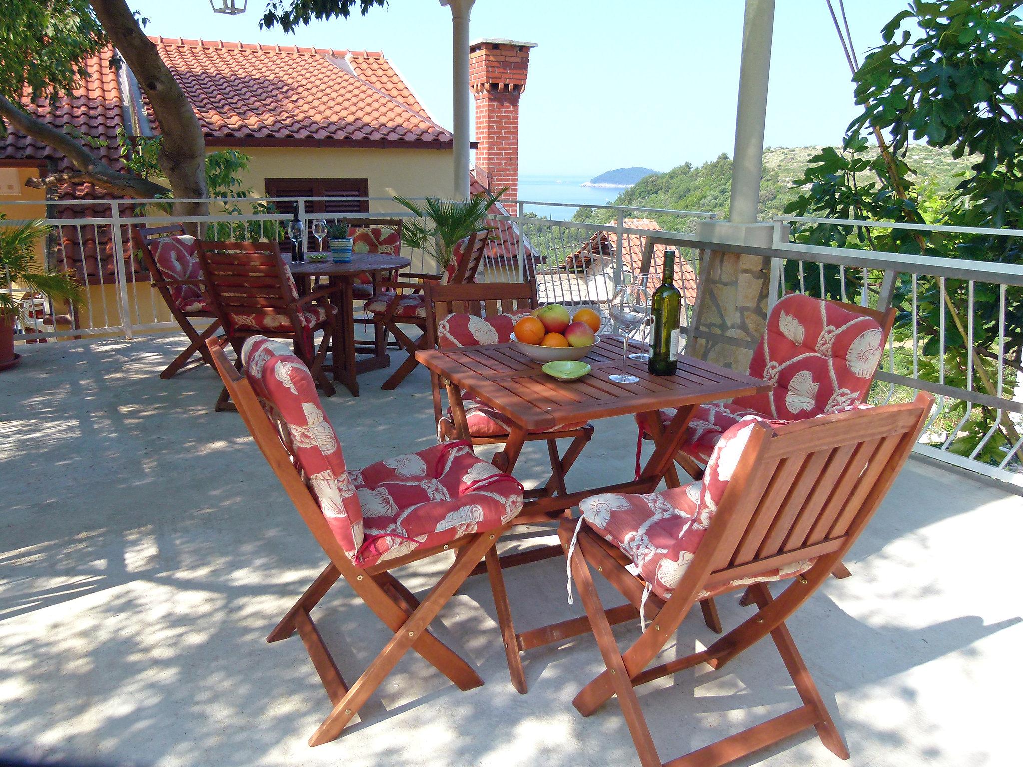 Photo 16 - 1 bedroom Apartment in Dubrovnik with swimming pool and garden