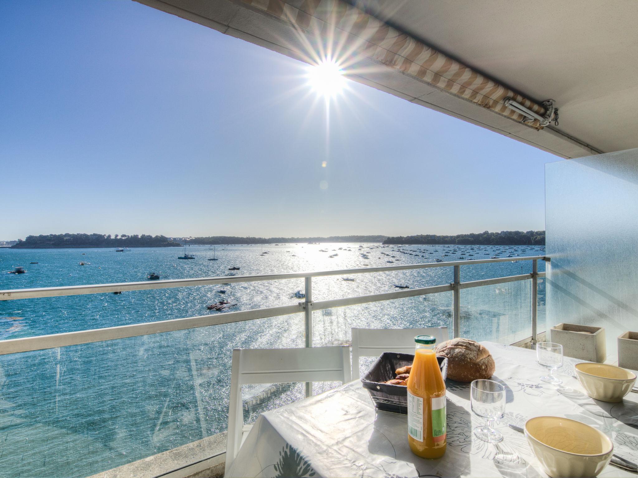 Foto 1 - Appartamento con 1 camera da letto a Dinard con terrazza e vista mare