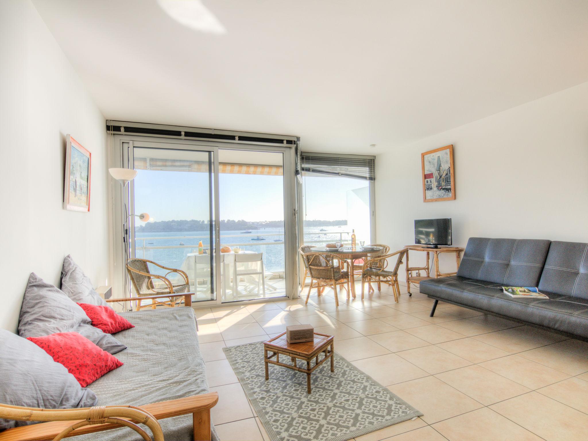 Foto 4 - Appartamento con 1 camera da letto a Dinard con terrazza e vista mare