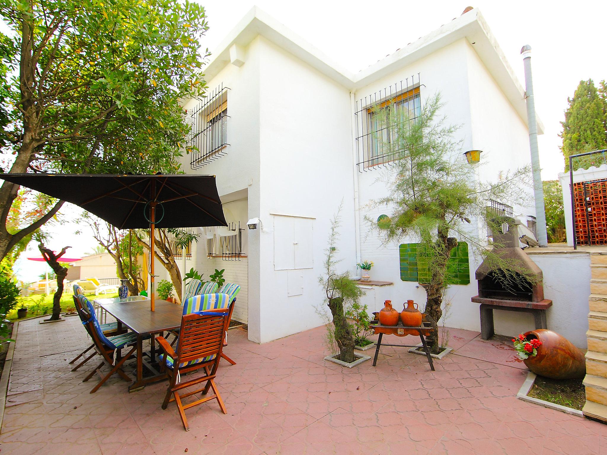 Photo 27 - 6 bedroom House in El Vendrell with private pool and garden