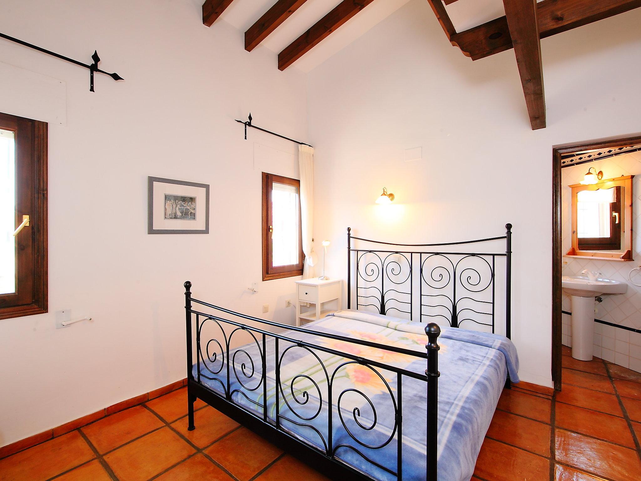 Photo 8 - 4 bedroom House in El Ràfol d'Almúnia with private pool and garden