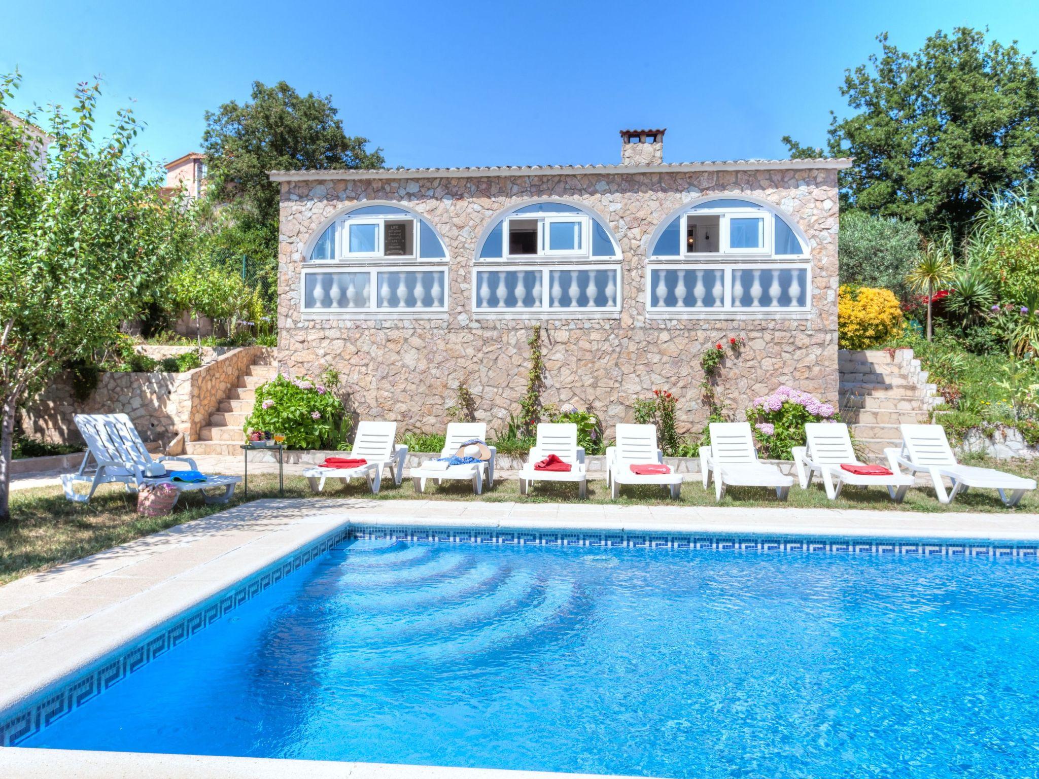 Photo 15 - Maison de 4 chambres à Vidreres avec piscine privée et vues à la mer