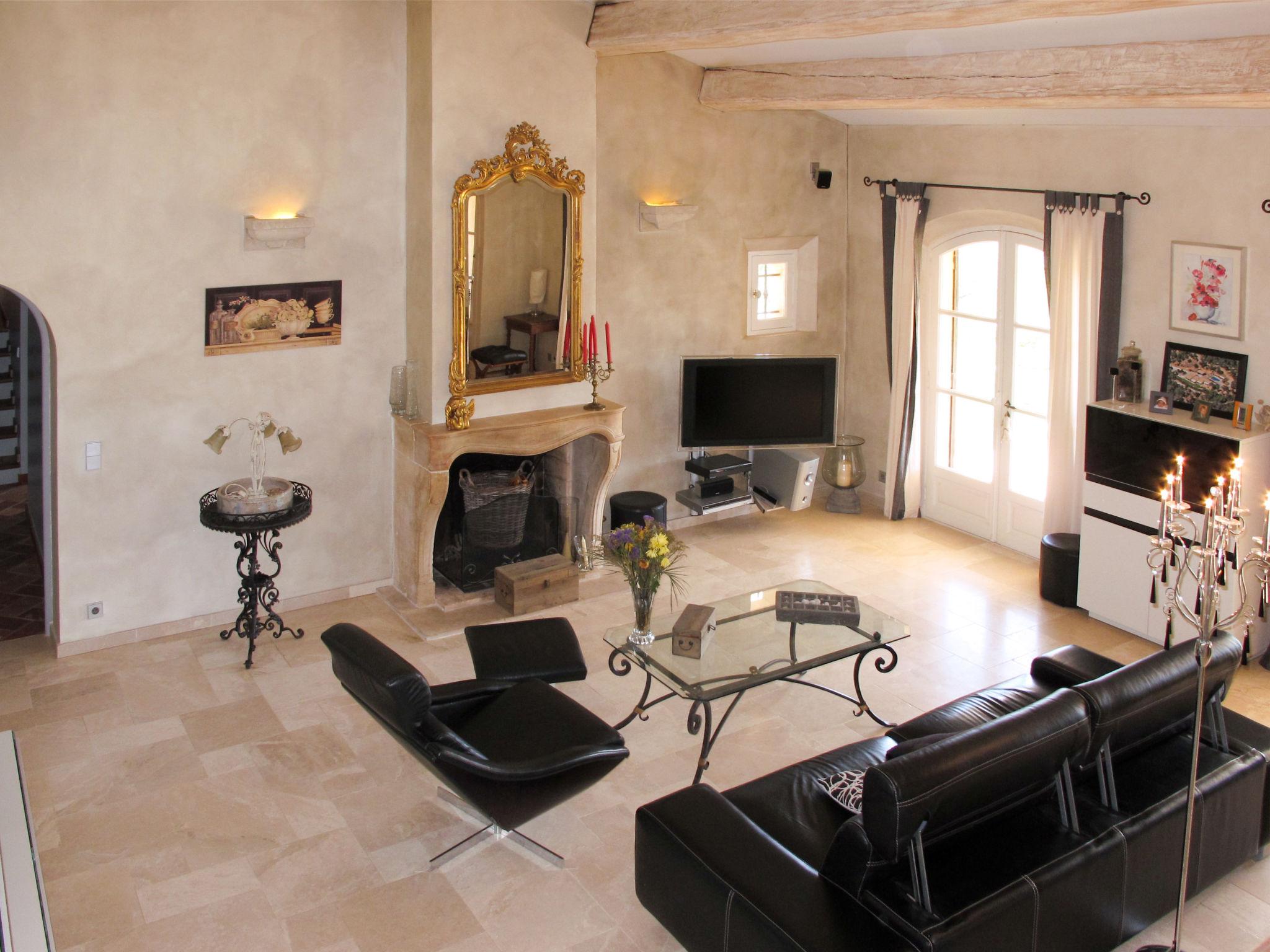 Photo 7 - 3 bedroom House in La Môle with private pool and garden