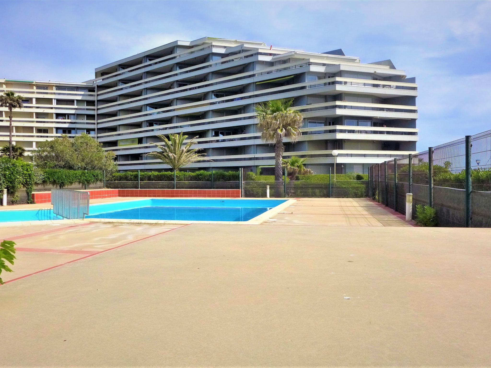 Foto 4 - Apartamento de 2 quartos em Canet-en-Roussillon com piscina e terraço