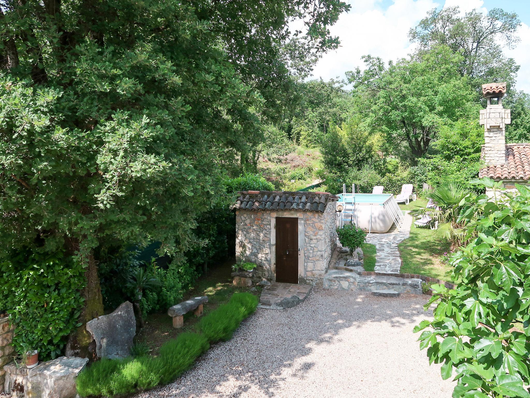 Foto 16 - Casa de 3 quartos em Sveta Nedelja com piscina privada e jardim