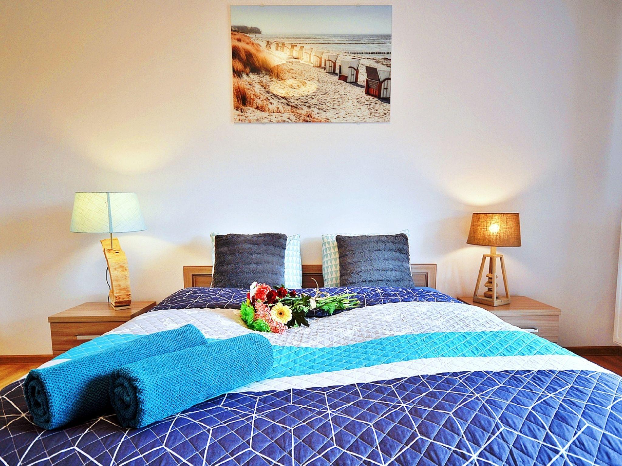 Foto 18 - Appartamento con 1 camera da letto a Kołobrzeg con piscina e vista mare