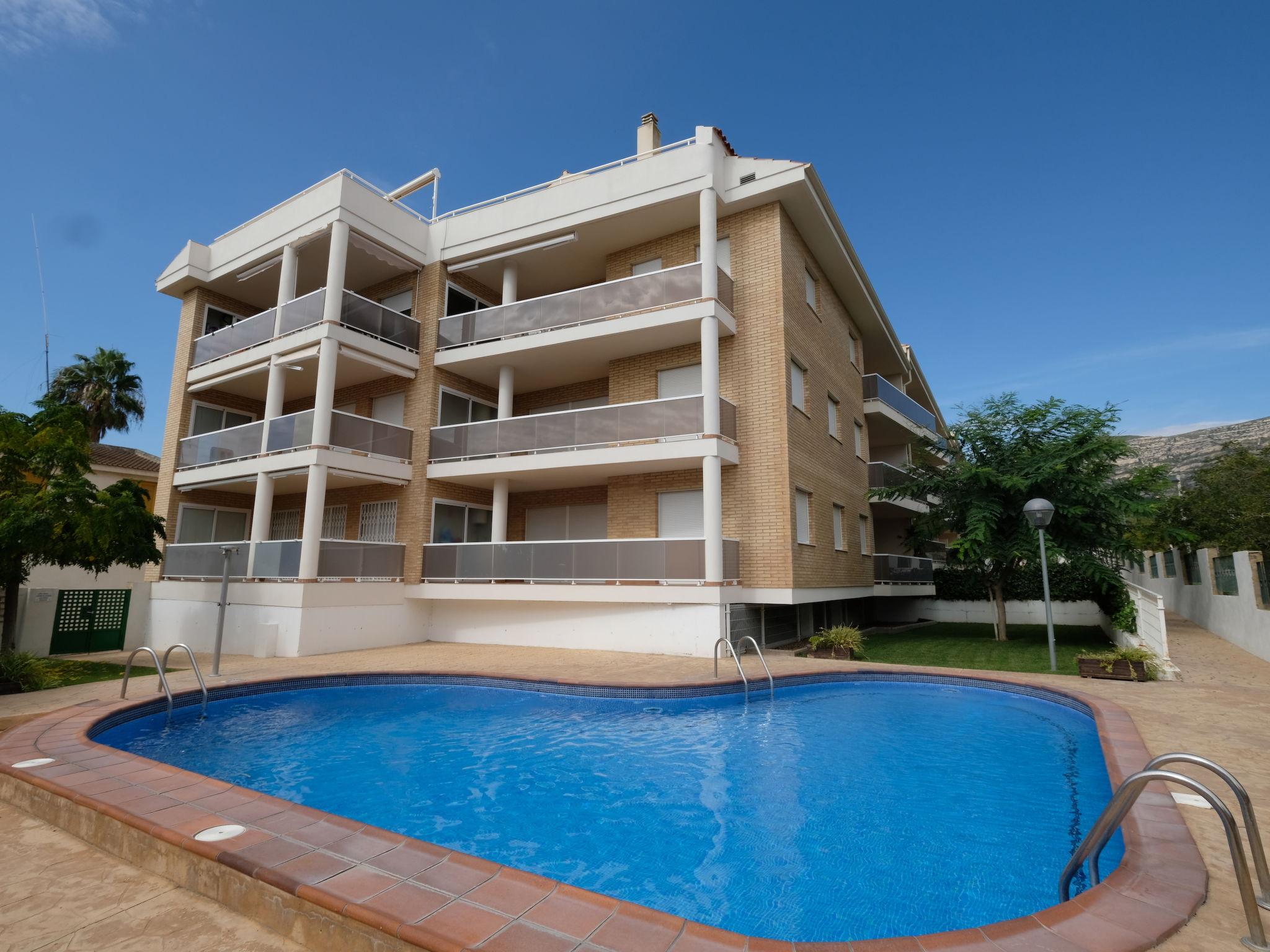 Photo 1 - Appartement de 3 chambres à Alcanar avec piscine et jardin