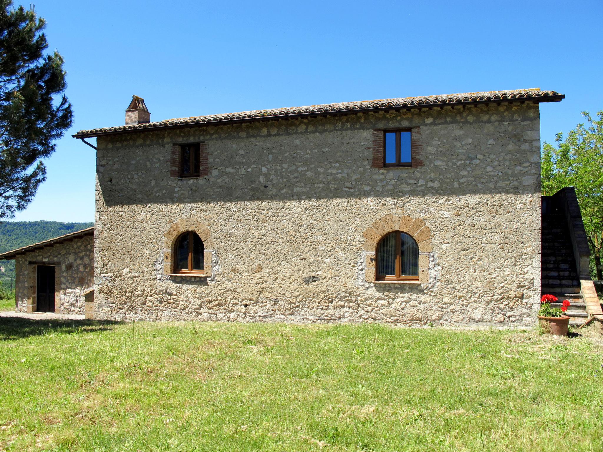 Photo 25 - 5 bedroom House in Bagnoregio with swimming pool and garden