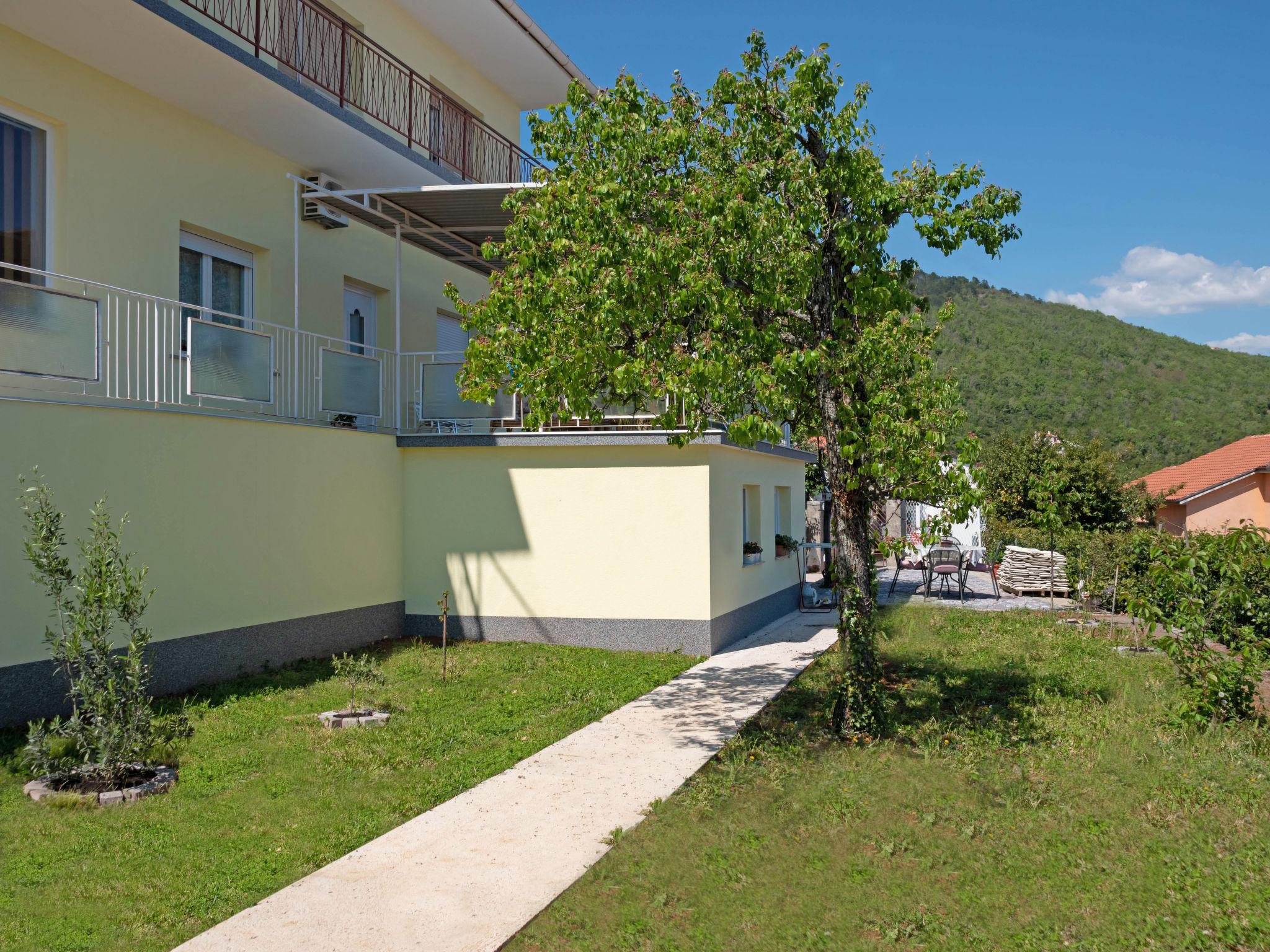 Foto 23 - Casa de 1 habitación en Opatija con terraza y vistas al mar