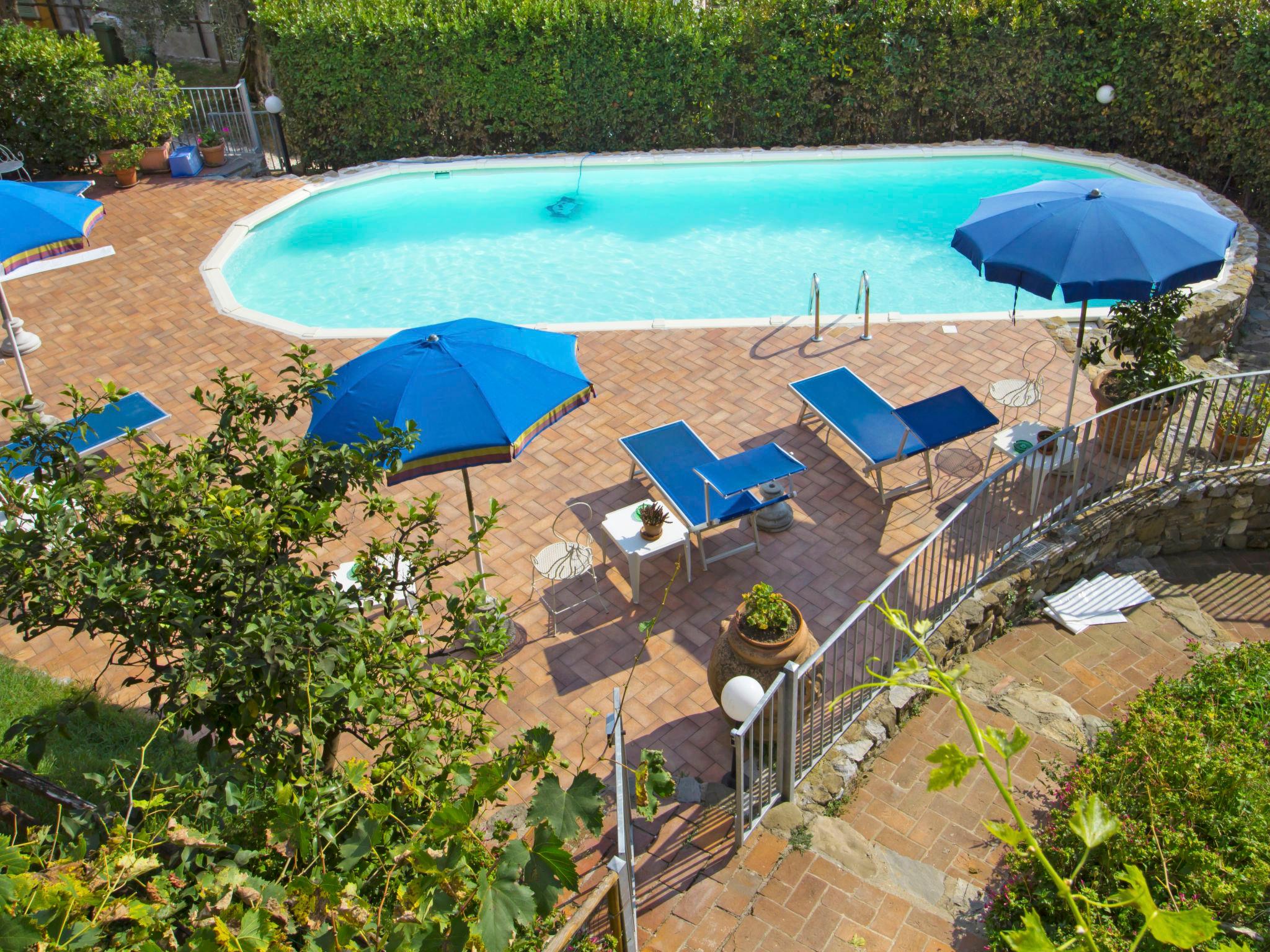 Photo 20 - 2 bedroom Apartment in Massarosa with swimming pool and sea view