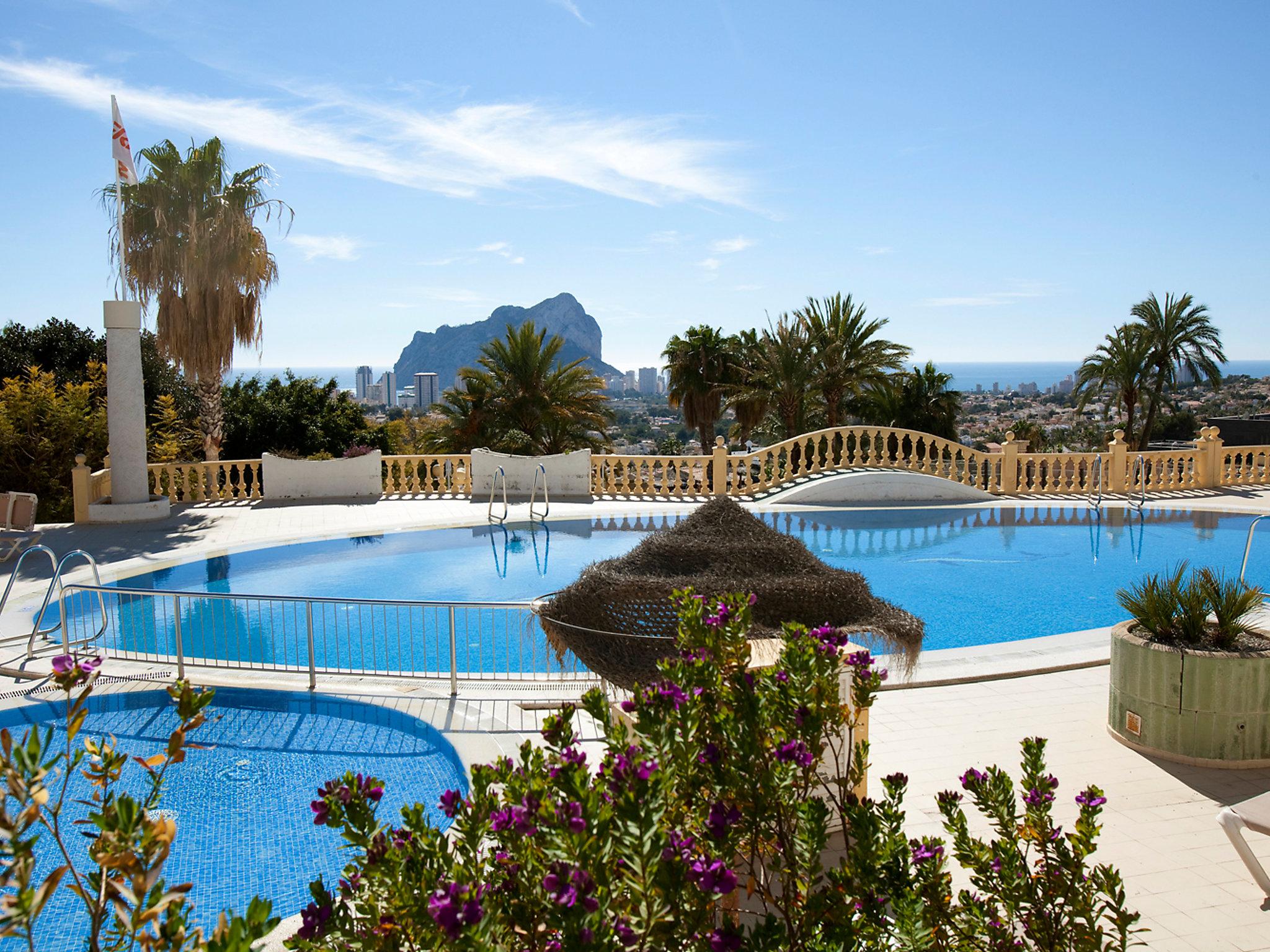 Foto 17 - Casa de 2 quartos em Calp com piscina e vistas do mar