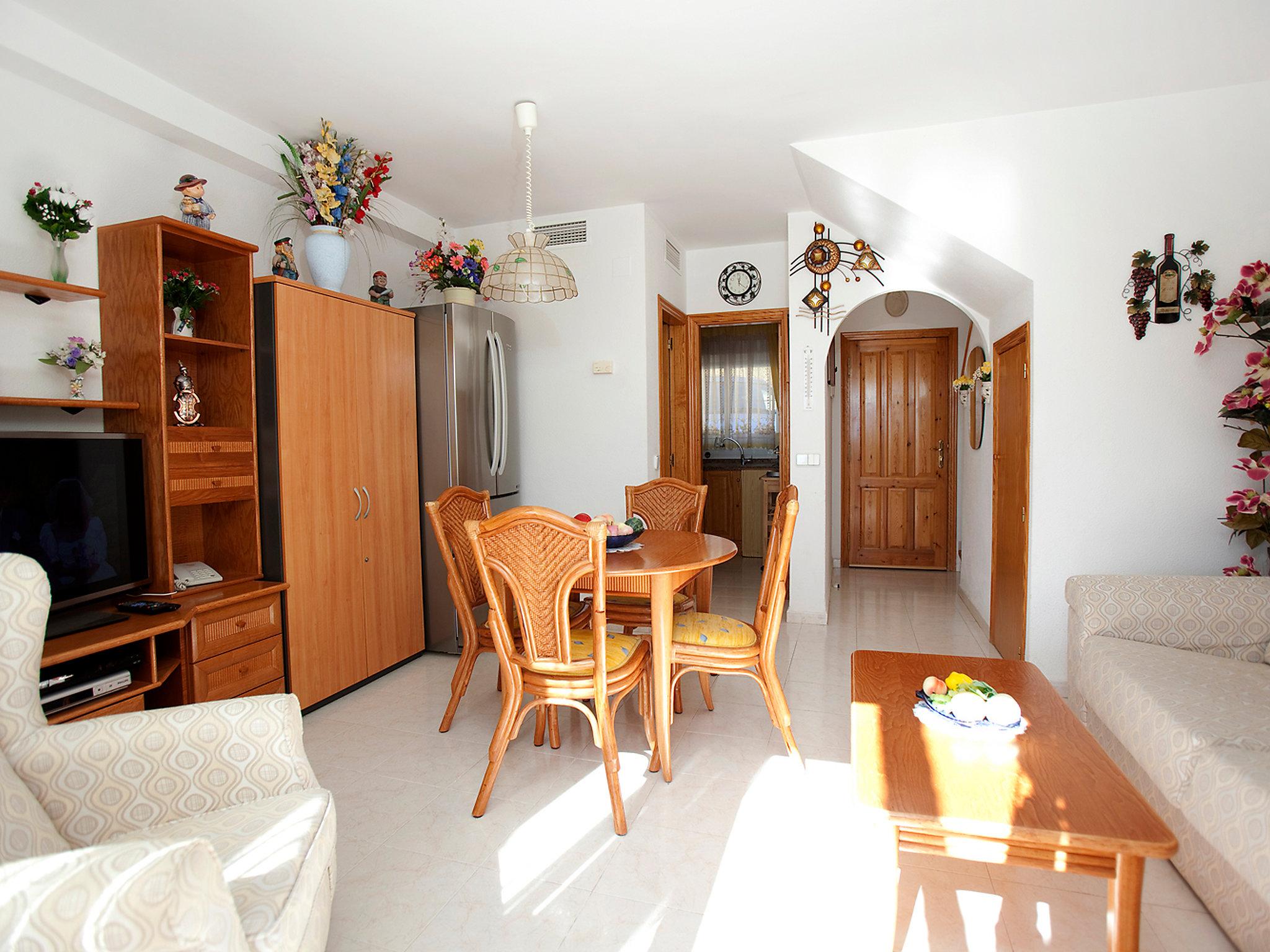 Photo 3 - 2 bedroom House in Calp with swimming pool and sea view