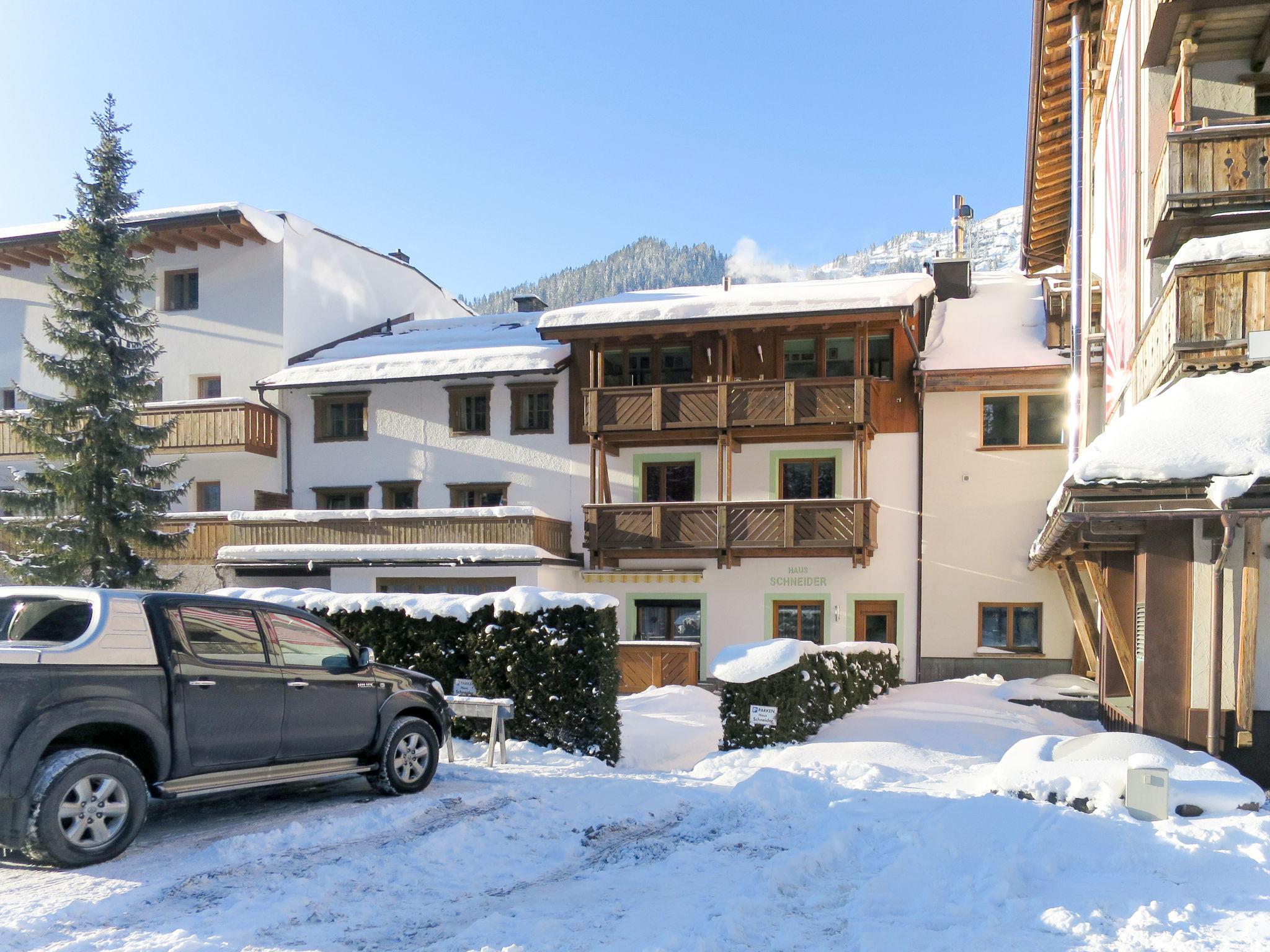 Foto 1 - Apartamento de 2 quartos em Sankt Anton am Arlberg com vista para a montanha