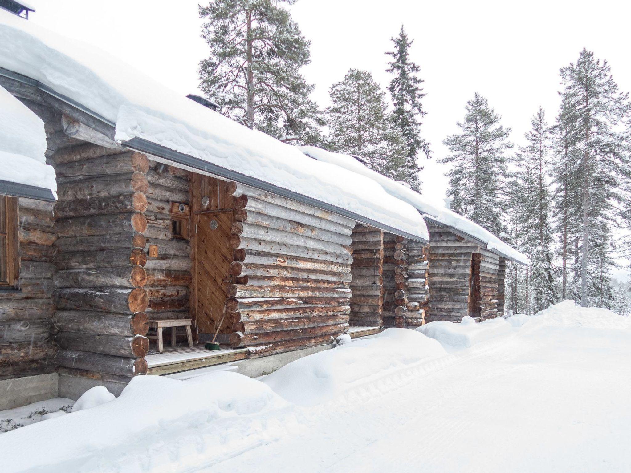 Foto 3 - Casa de 1 habitación en Kuusamo con sauna y vistas a la montaña