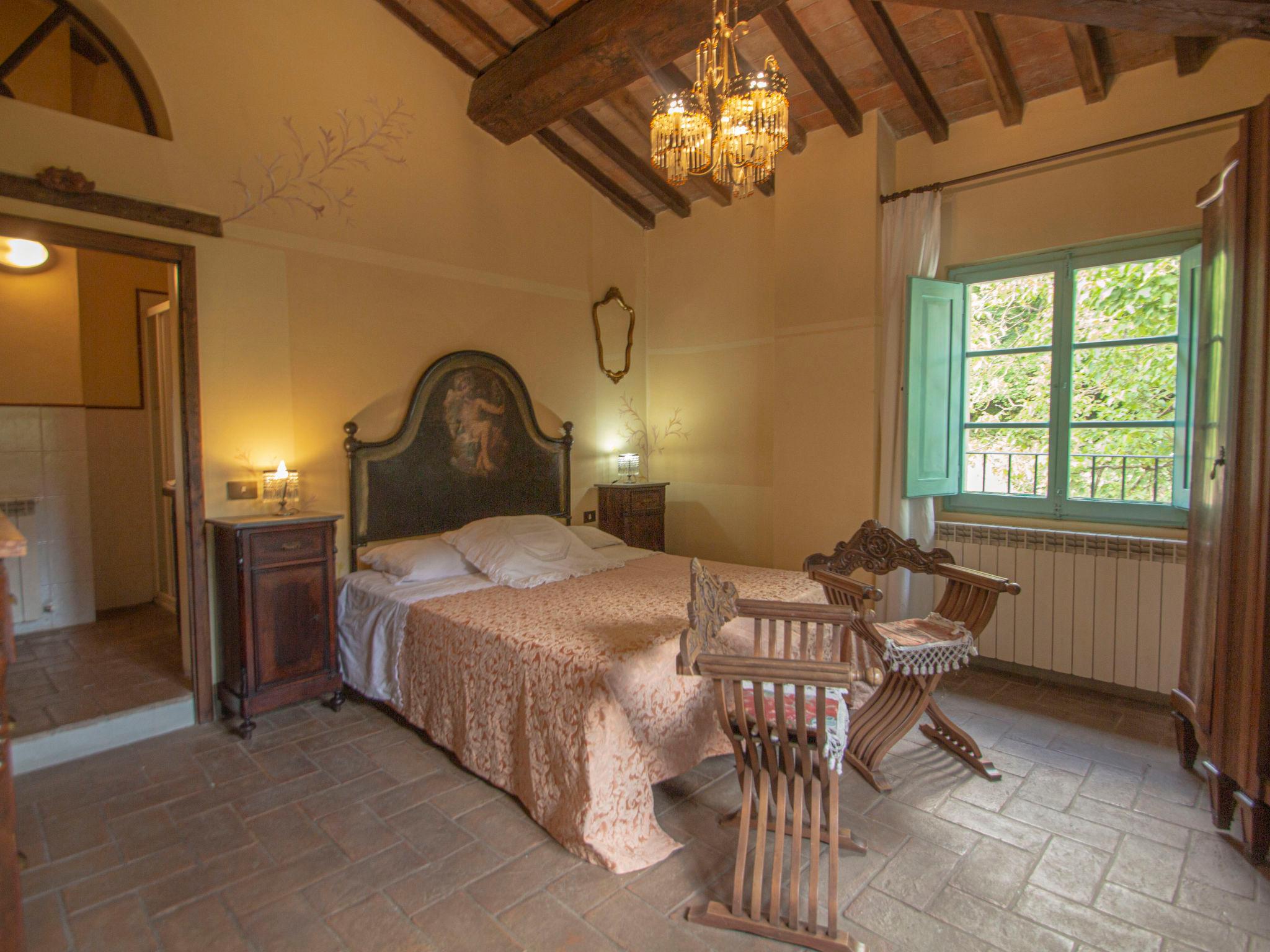 Foto 18 - Casa con 5 camere da letto a Loro Ciuffenna con piscina privata e giardino