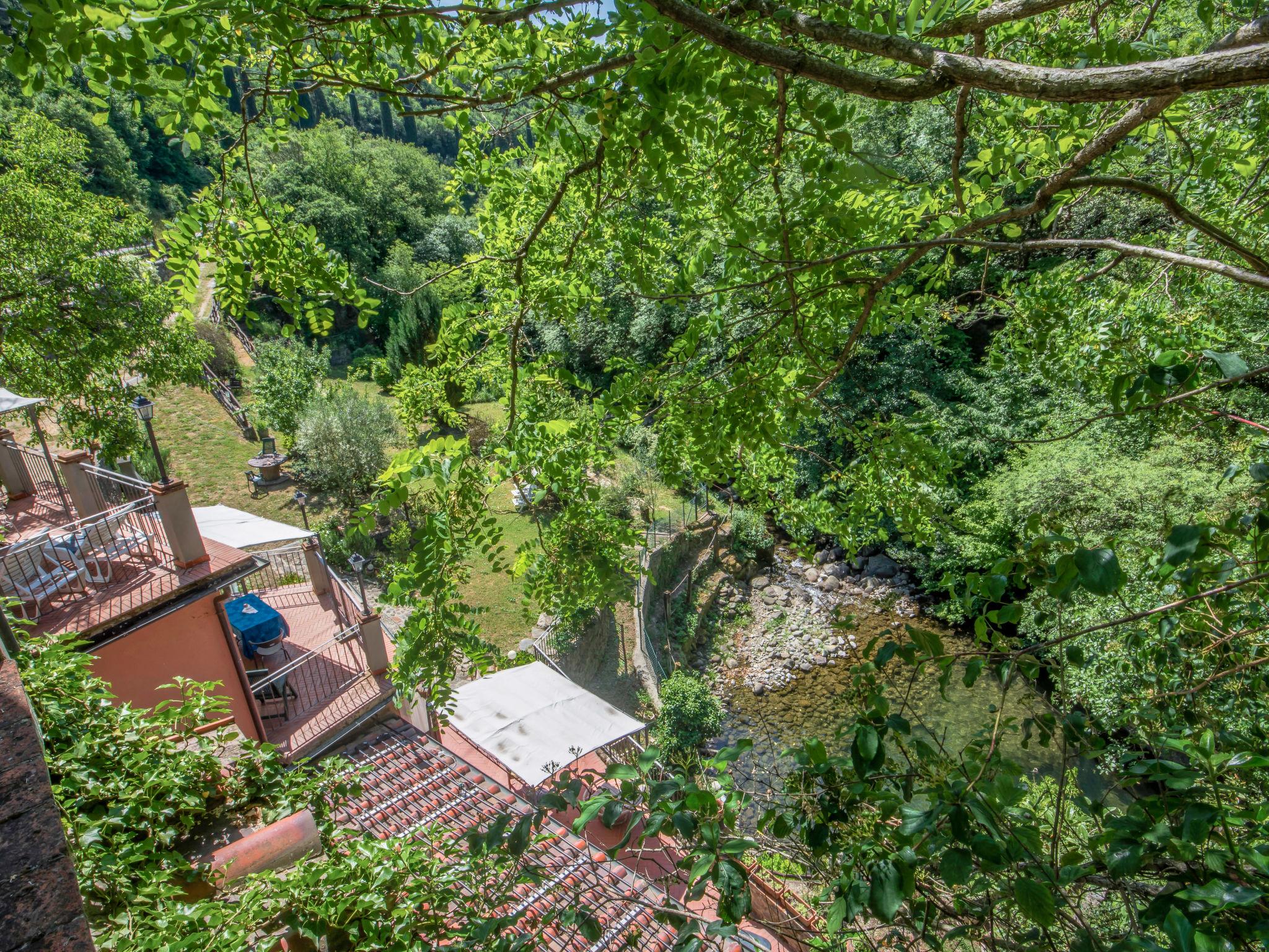 Foto 20 - Appartamento con 1 camera da letto a Loro Ciuffenna con piscina e giardino