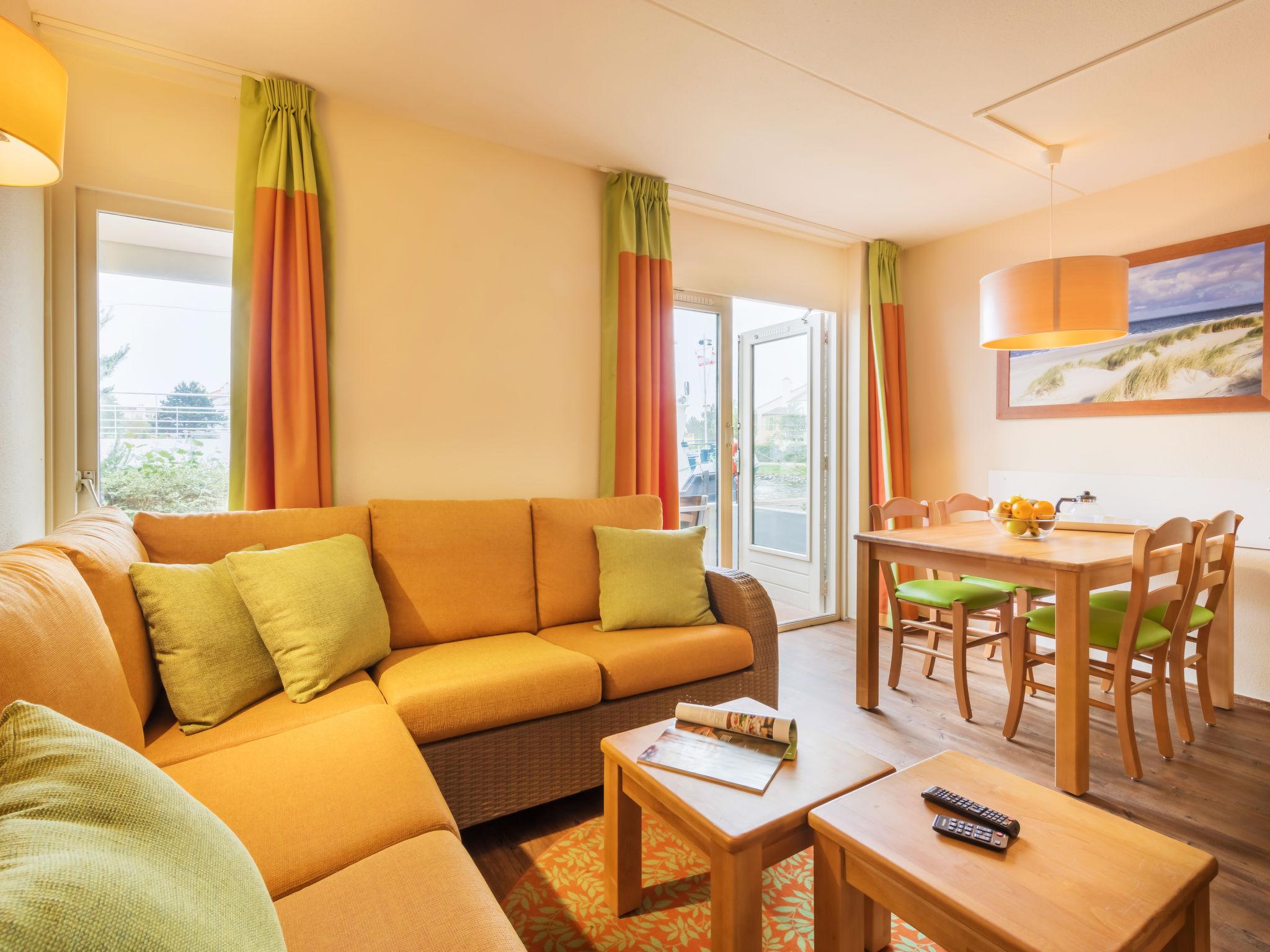 Foto 1 - Appartamento con 2 camere da letto a Ouddorp con piscina e vista mare