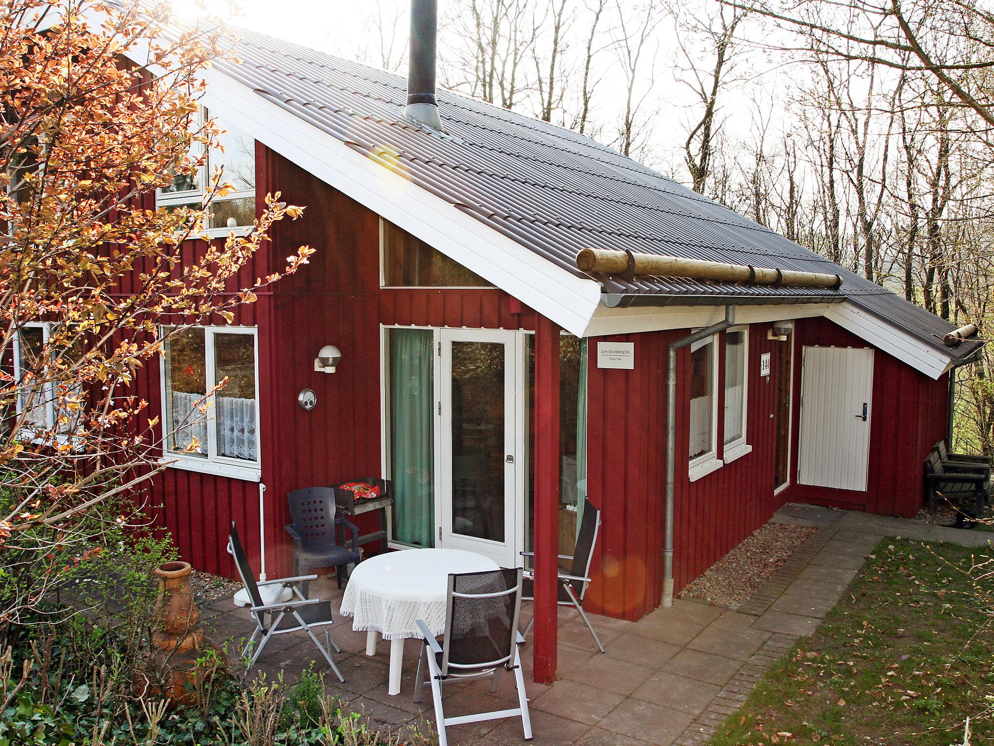 Photo 1 - Maison de 2 chambres à Extertal avec terrasse et sauna