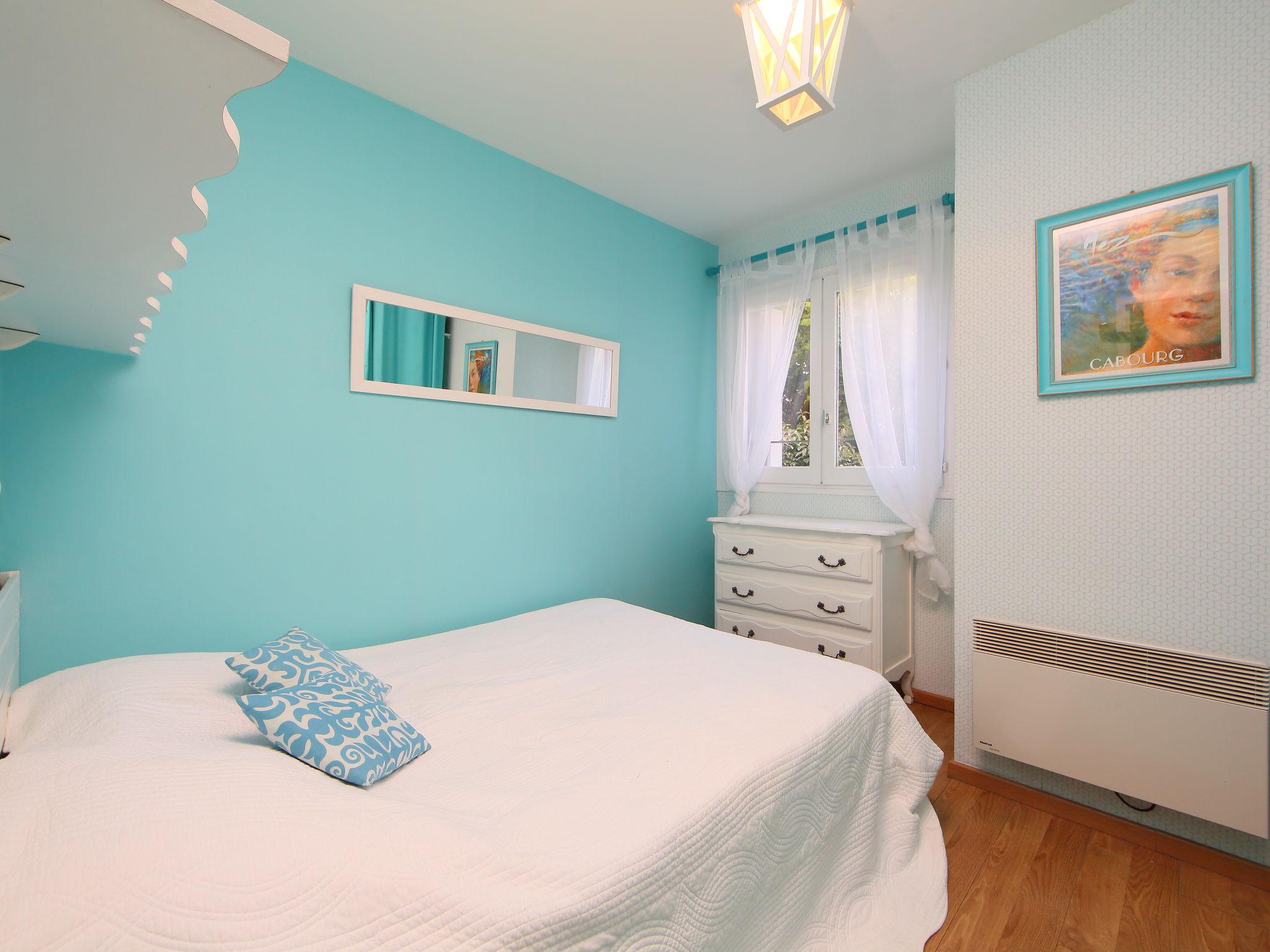 Foto 4 - Apartamento de 1 quarto em Cabourg com jardim e terraço