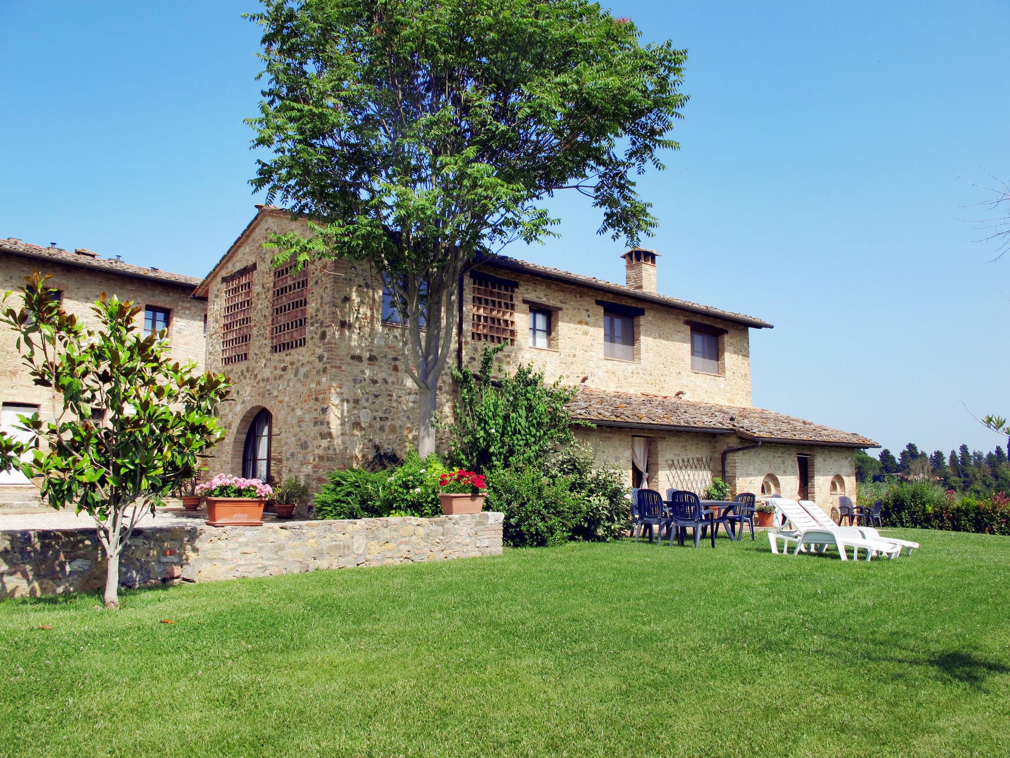 Foto 2 - Casa de 3 quartos em Barberino Tavarnelle com piscina e jardim