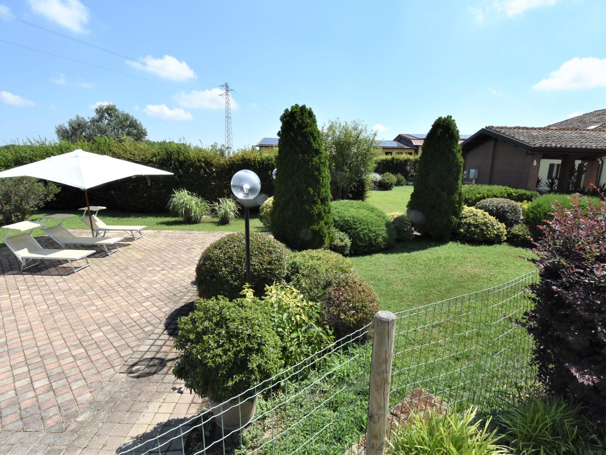 Foto 23 - Casa de 2 habitaciones en Ariano nel Polesine con piscina y jardín