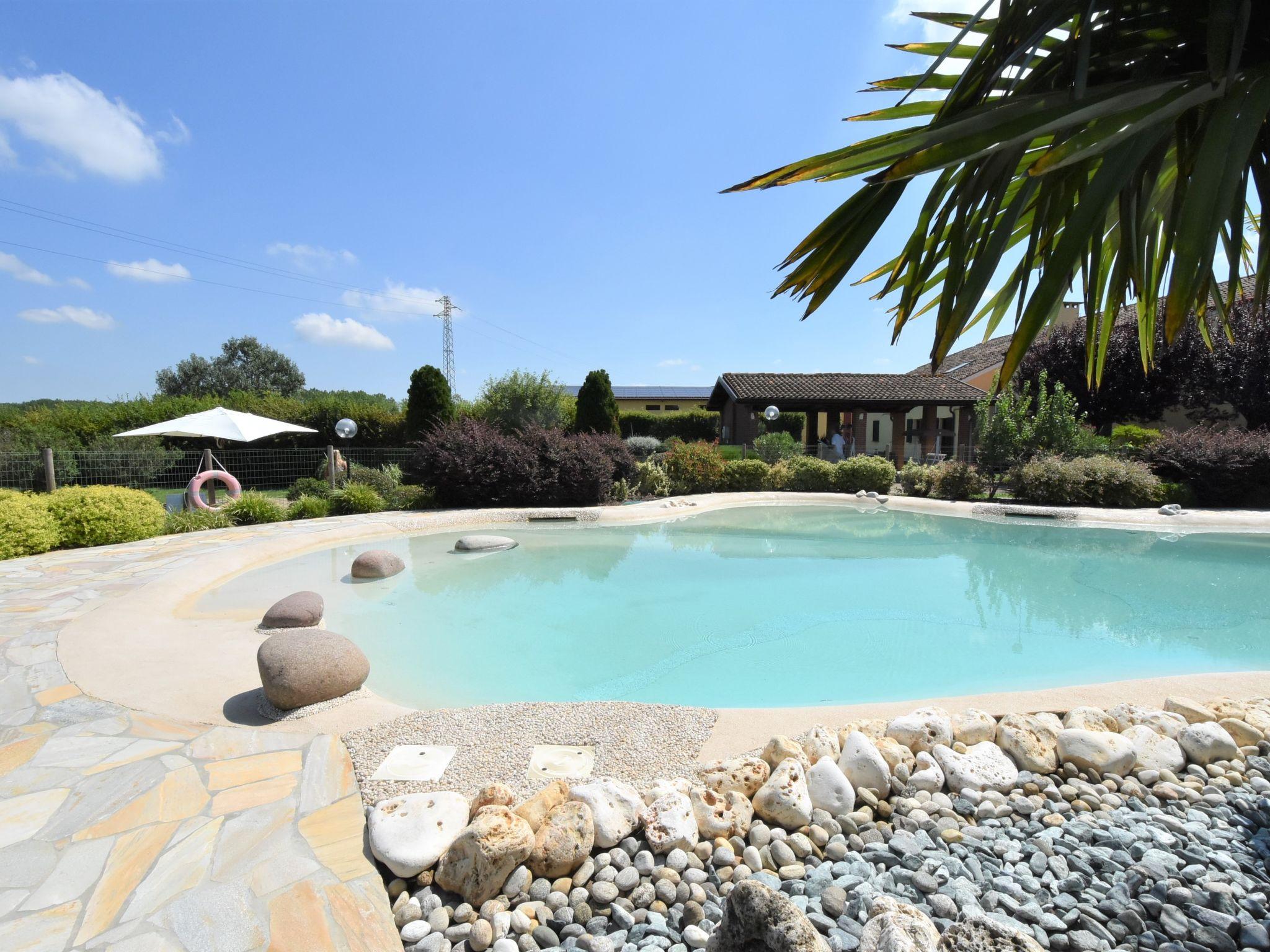 Foto 1 - Casa de 2 quartos em Ariano nel Polesine com piscina e jardim