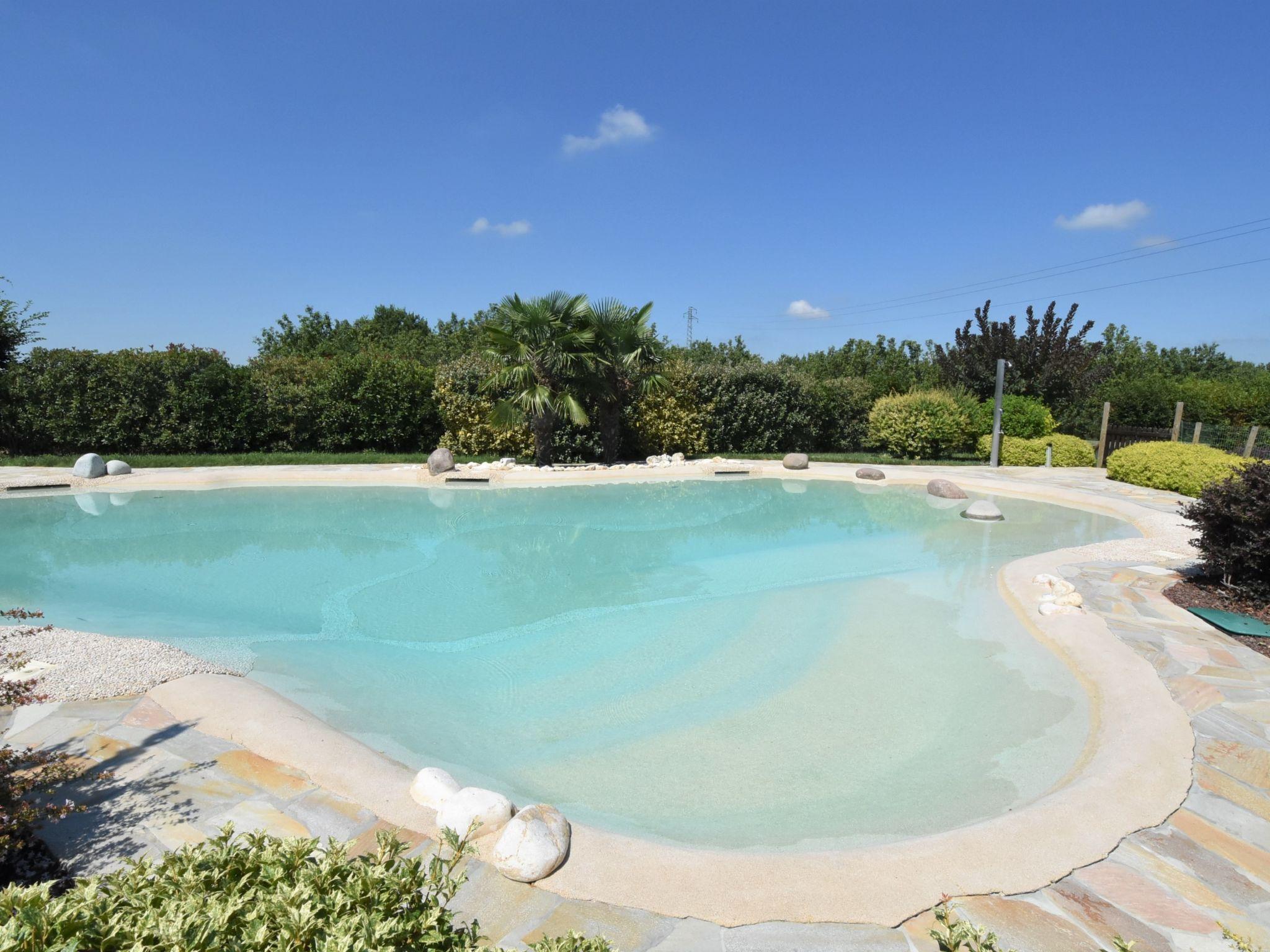 Photo 34 - Maison de 4 chambres à Ariano nel Polesine avec piscine et jardin