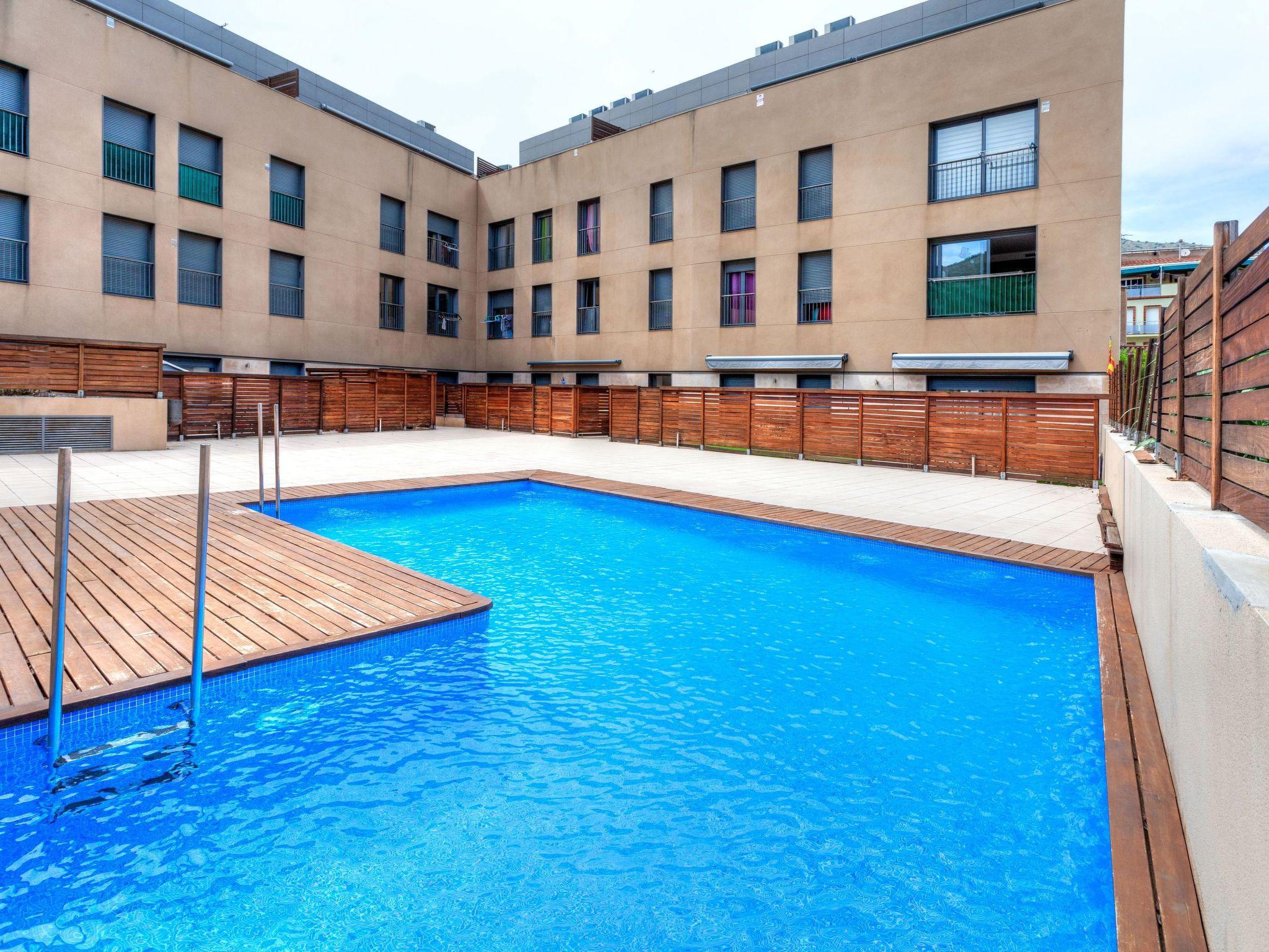 Foto 1 - Appartamento con 1 camera da letto a Colera con piscina e vista mare