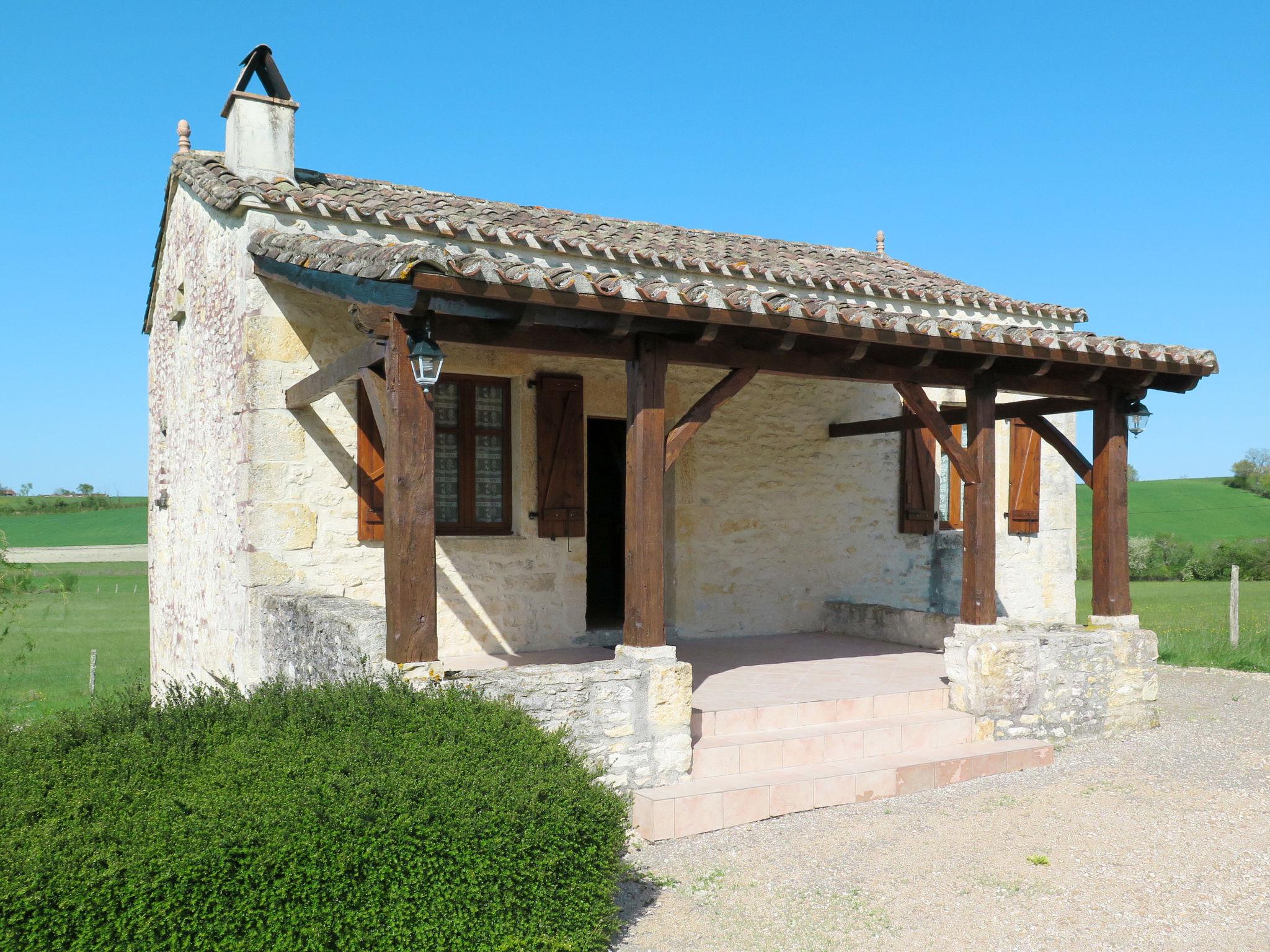 Photo 12 - Maison de 1 chambre à Lalbenque avec jardin et terrasse