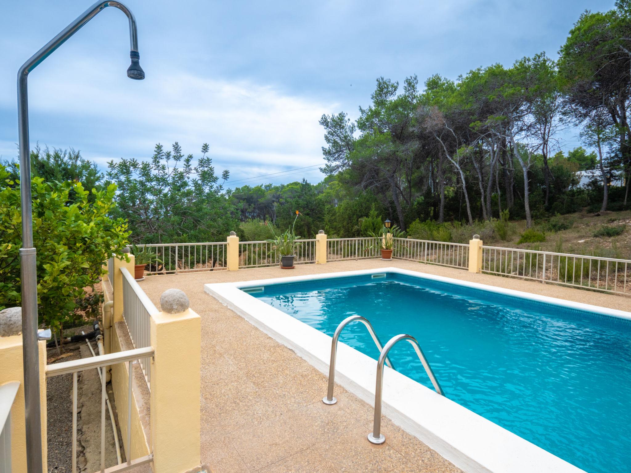 Photo 20 - Maison de 3 chambres à Santa Eulària des Riu avec piscine privée et vues à la mer