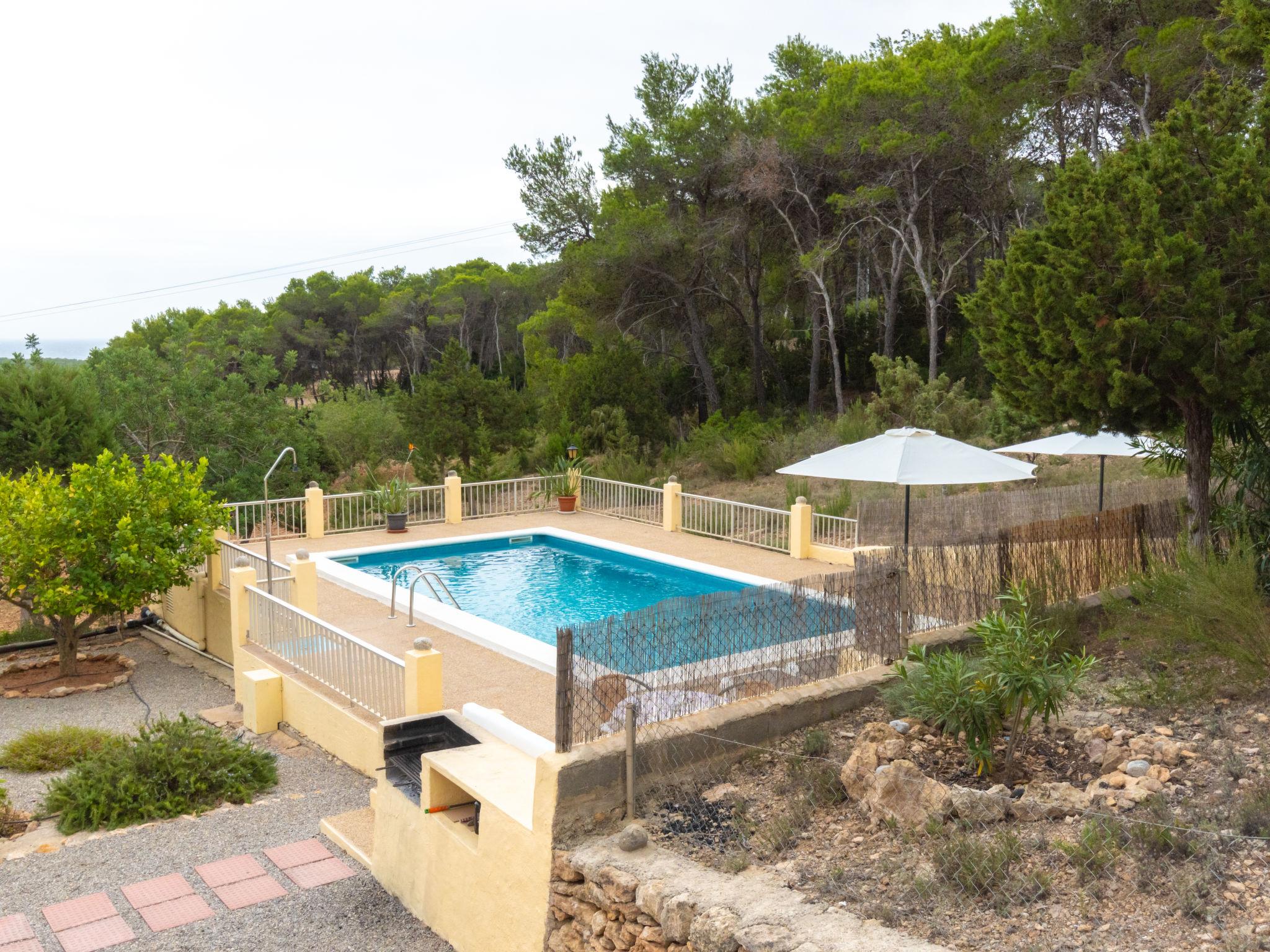 Photo 27 - Maison de 3 chambres à Santa Eulària des Riu avec piscine privée et vues à la mer