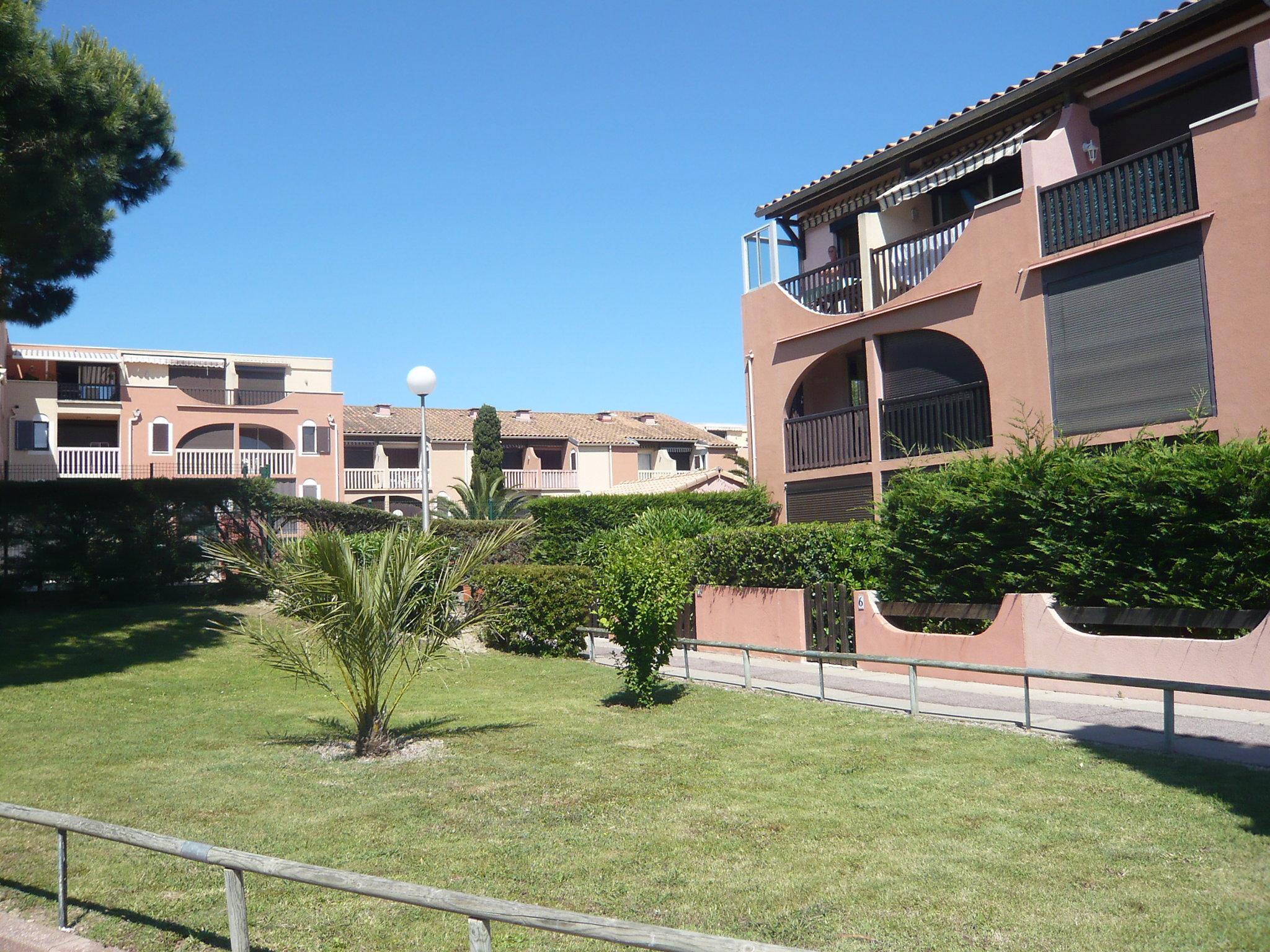 Foto 17 - Apartamento de 1 habitación en Canet-en-Roussillon con piscina y jardín