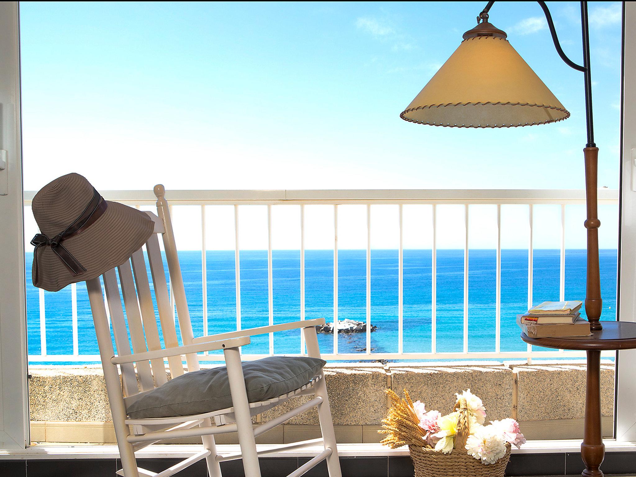 Foto 1 - Apartamento de 2 quartos em Calp com vistas do mar
