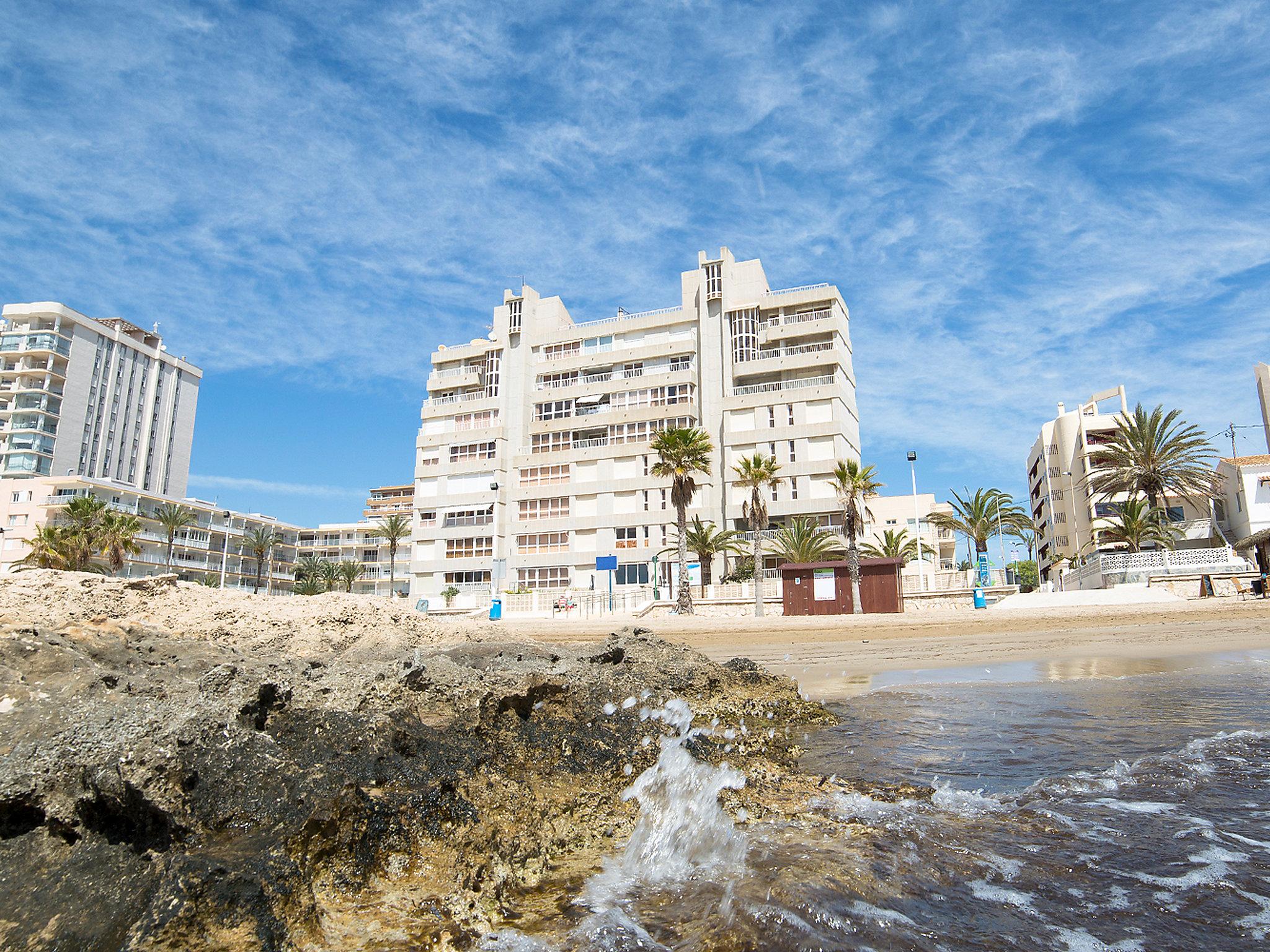 Foto 2 - Apartamento de 2 habitaciones en Calpe con vistas al mar