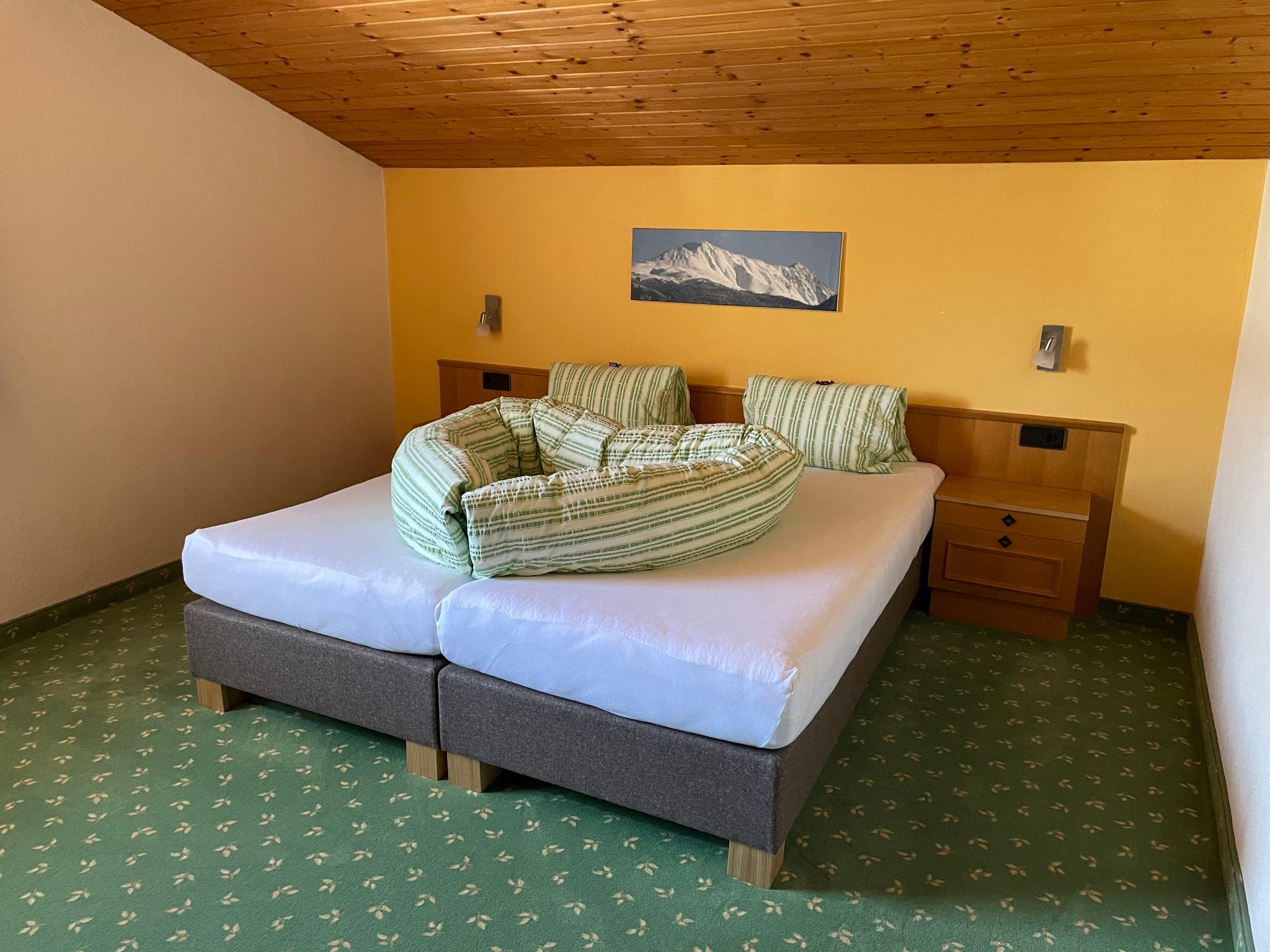 Foto 8 - Appartamento con 2 camere da letto a Prutz con terrazza e vista sulle montagne