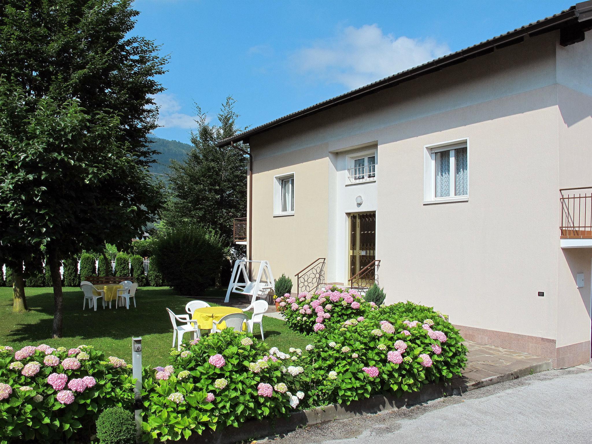 Foto 1 - Appartamento con 2 camere da letto a Caldonazzo con giardino e vista sulle montagne