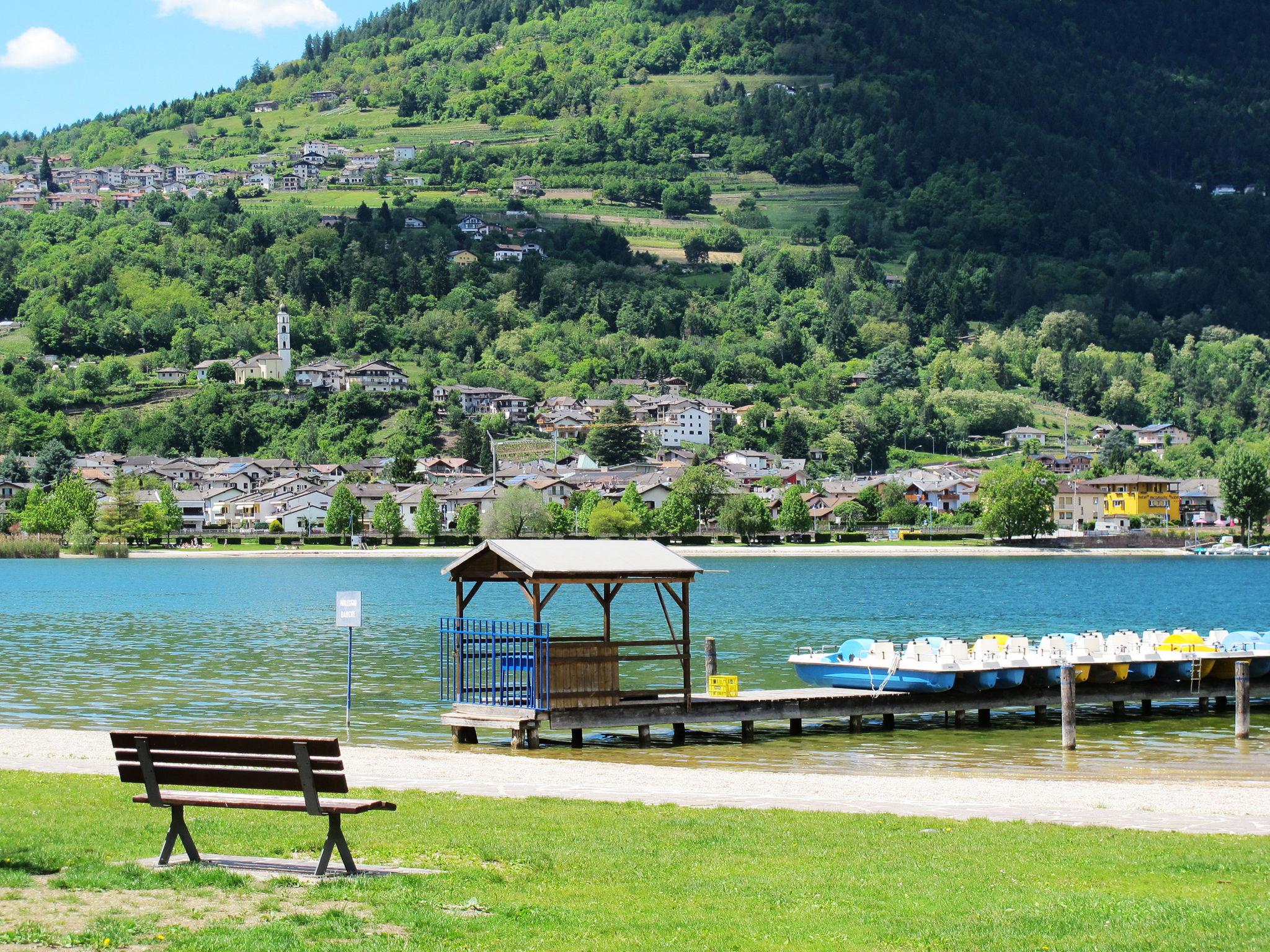 Foto 32 - Appartamento con 2 camere da letto a Calceranica al Lago con giardino e vista sulle montagne