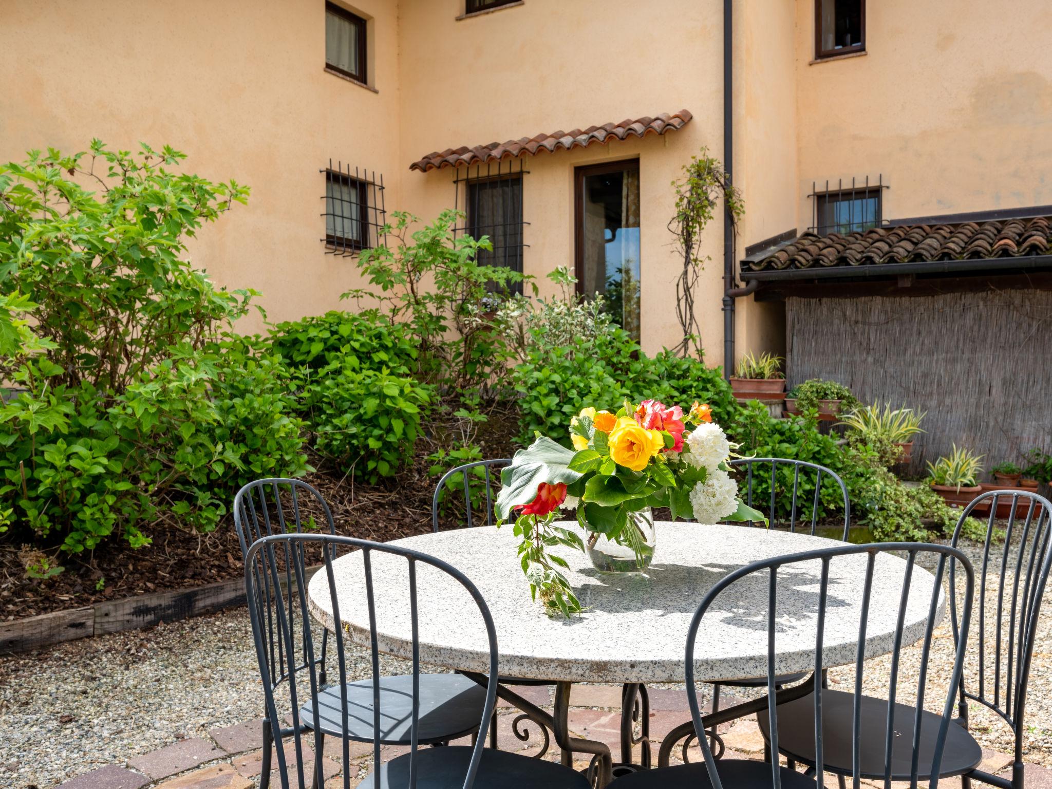 Foto 6 - Casa de 7 quartos em Bene Vagienna com piscina e jardim