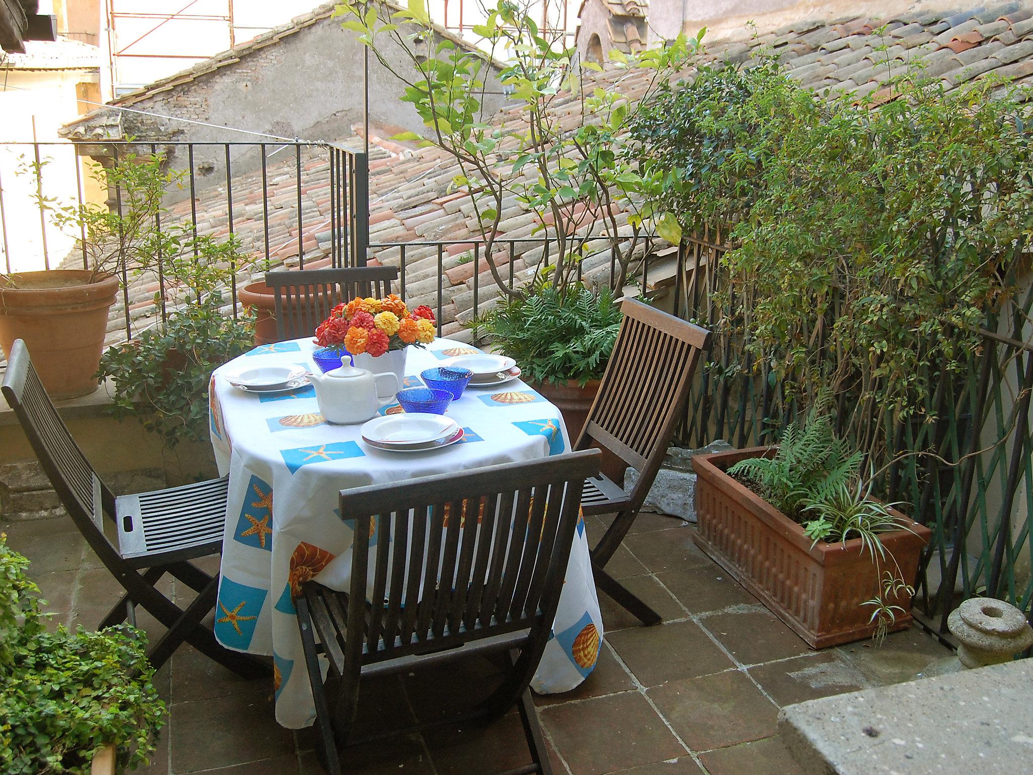 Photo 15 - Appartement de 4 chambres à Rome avec terrasse