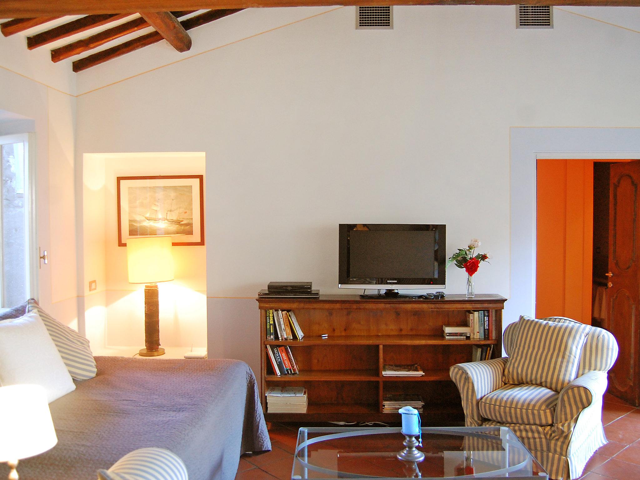 Photo 7 - 4 bedroom Apartment in Rome with terrace