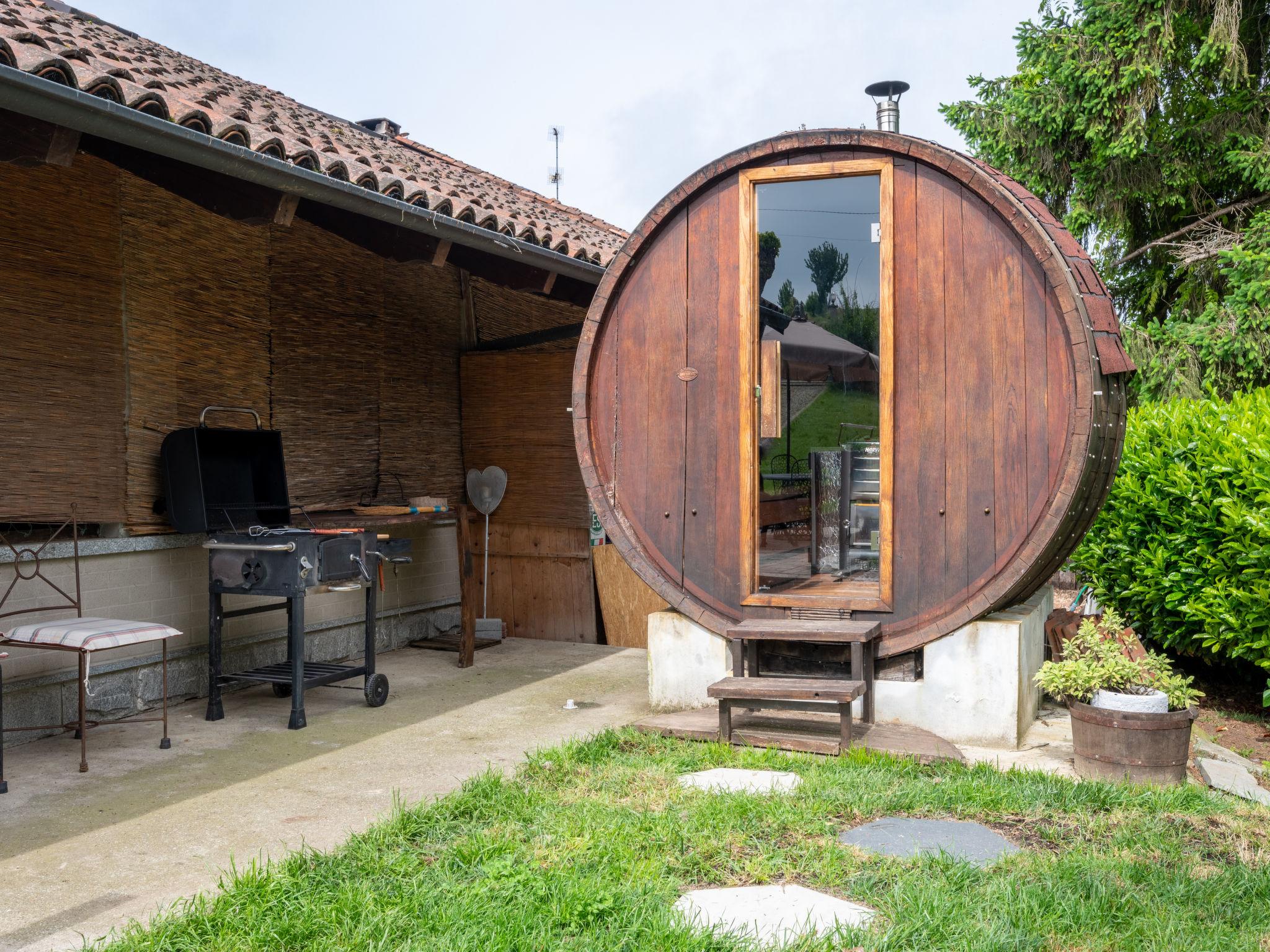 Photo 3 - Appartement de 3 chambres à Roatto avec jardin et terrasse